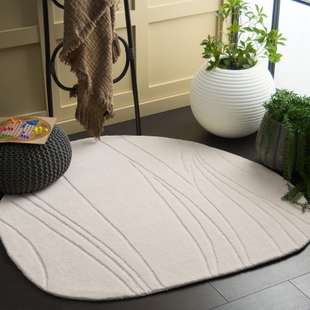 Safavieh Novelty Collection Sigfridur 5' x 5' Square Rug, Ivory, rollover