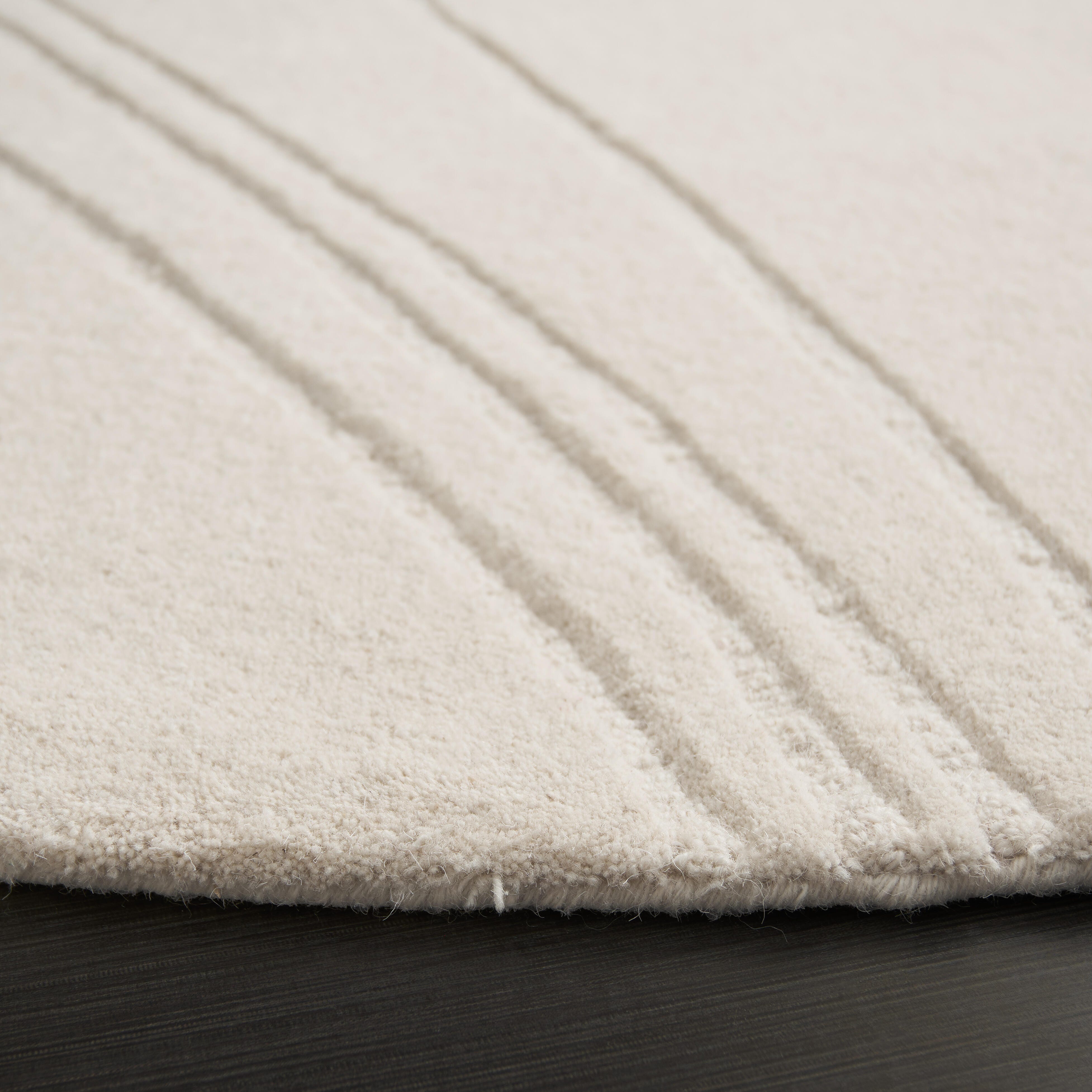 Safavieh Novelty Collection Sigfridur 6' x 6' Square Rug, Ivory, large