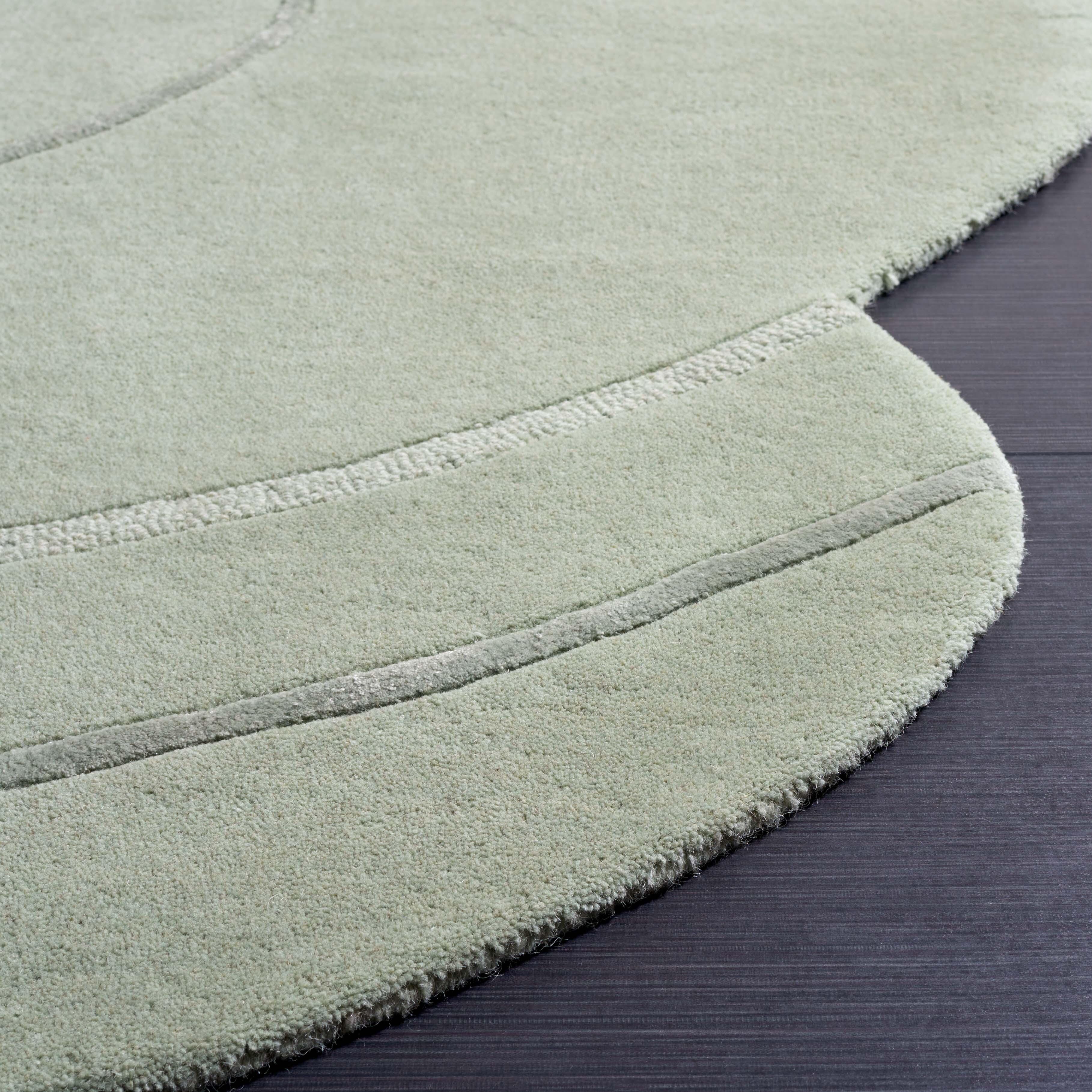 Safavieh Novelty Collection Mohigul 6' x 9' Area Rug, Green, large