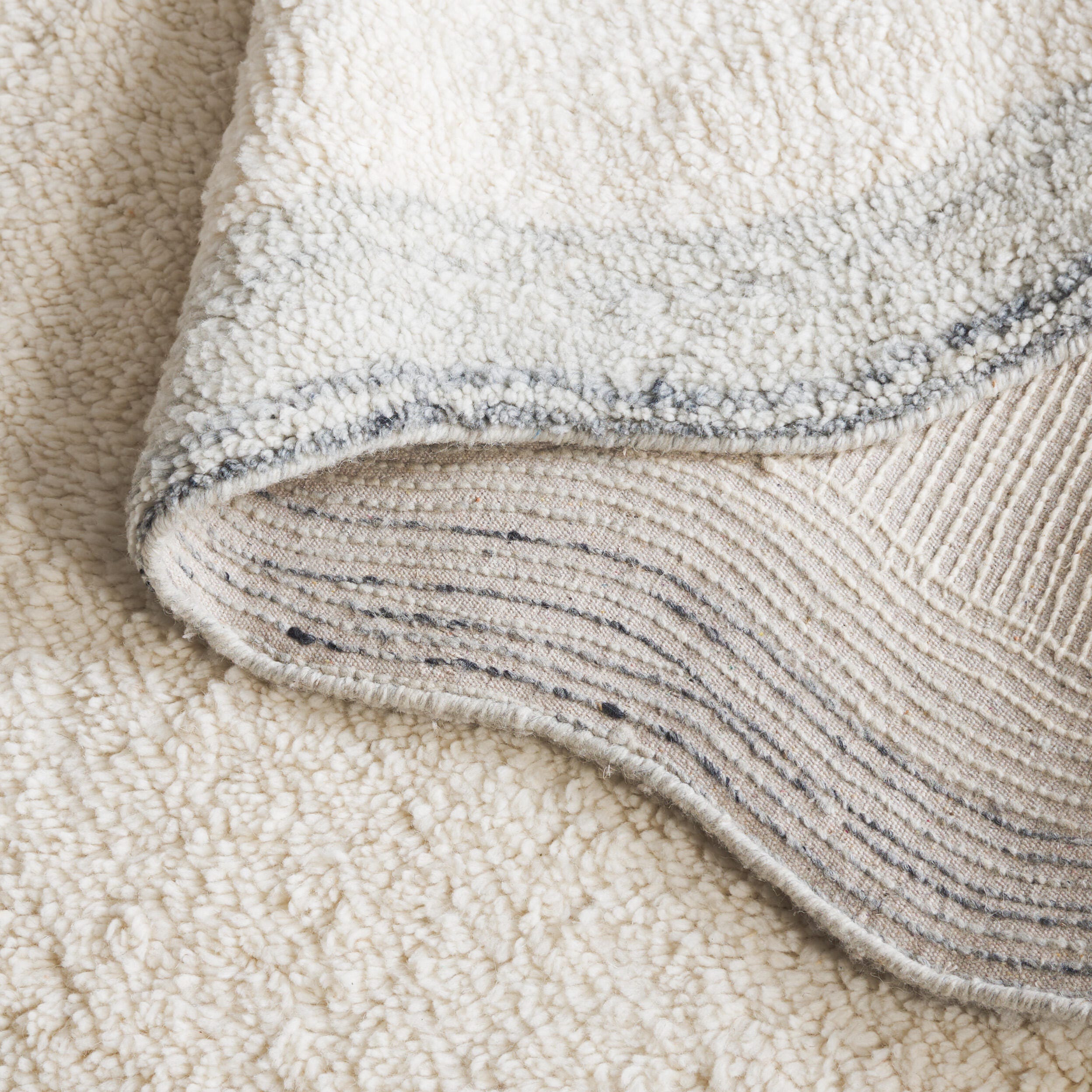 Safavieh Vermont Collection Oceane 5' x 8' Area Rug, Ivory/Gray, large