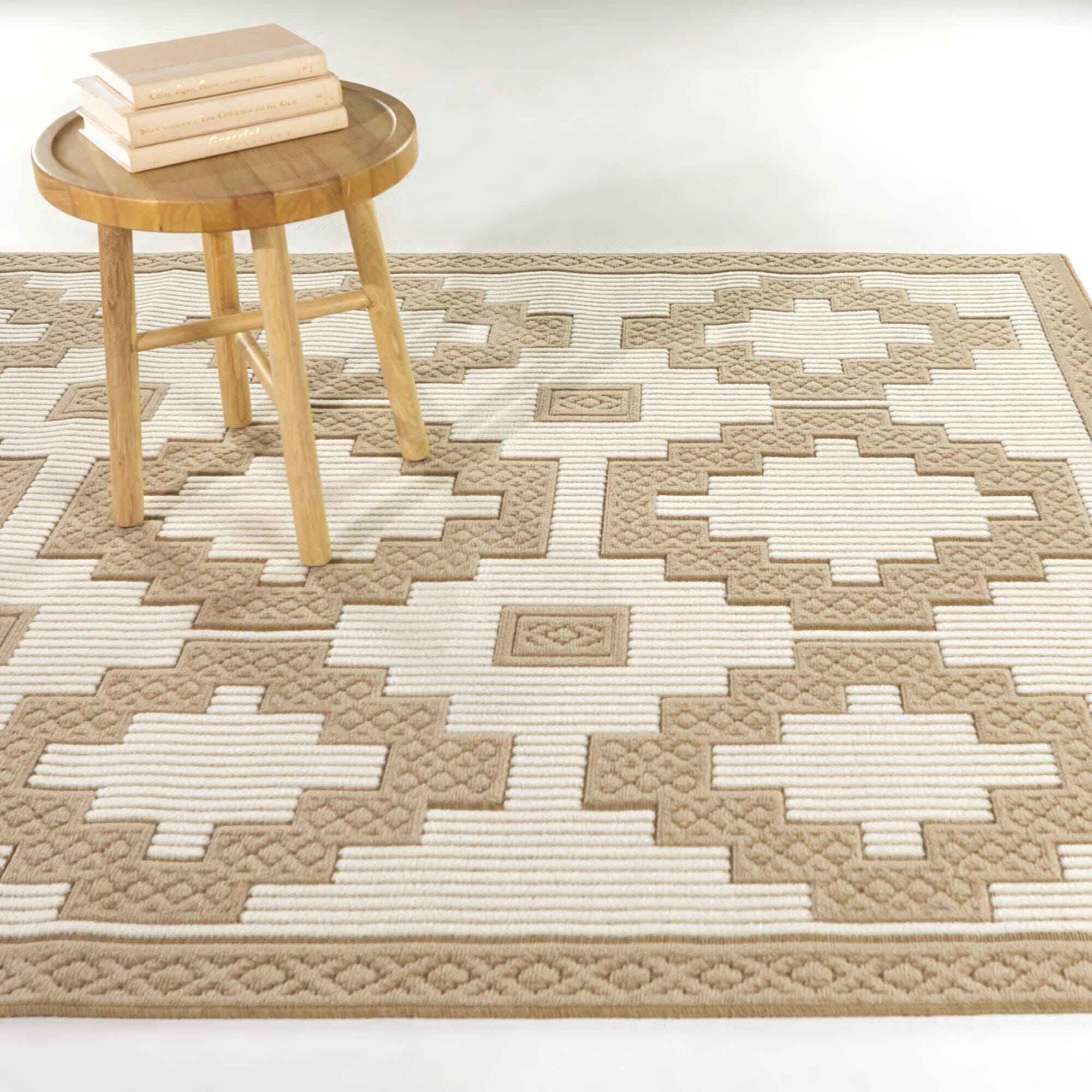 Balta Rugs Cernuda 5' 3" x 7' Area Rug, Cream, rollover
