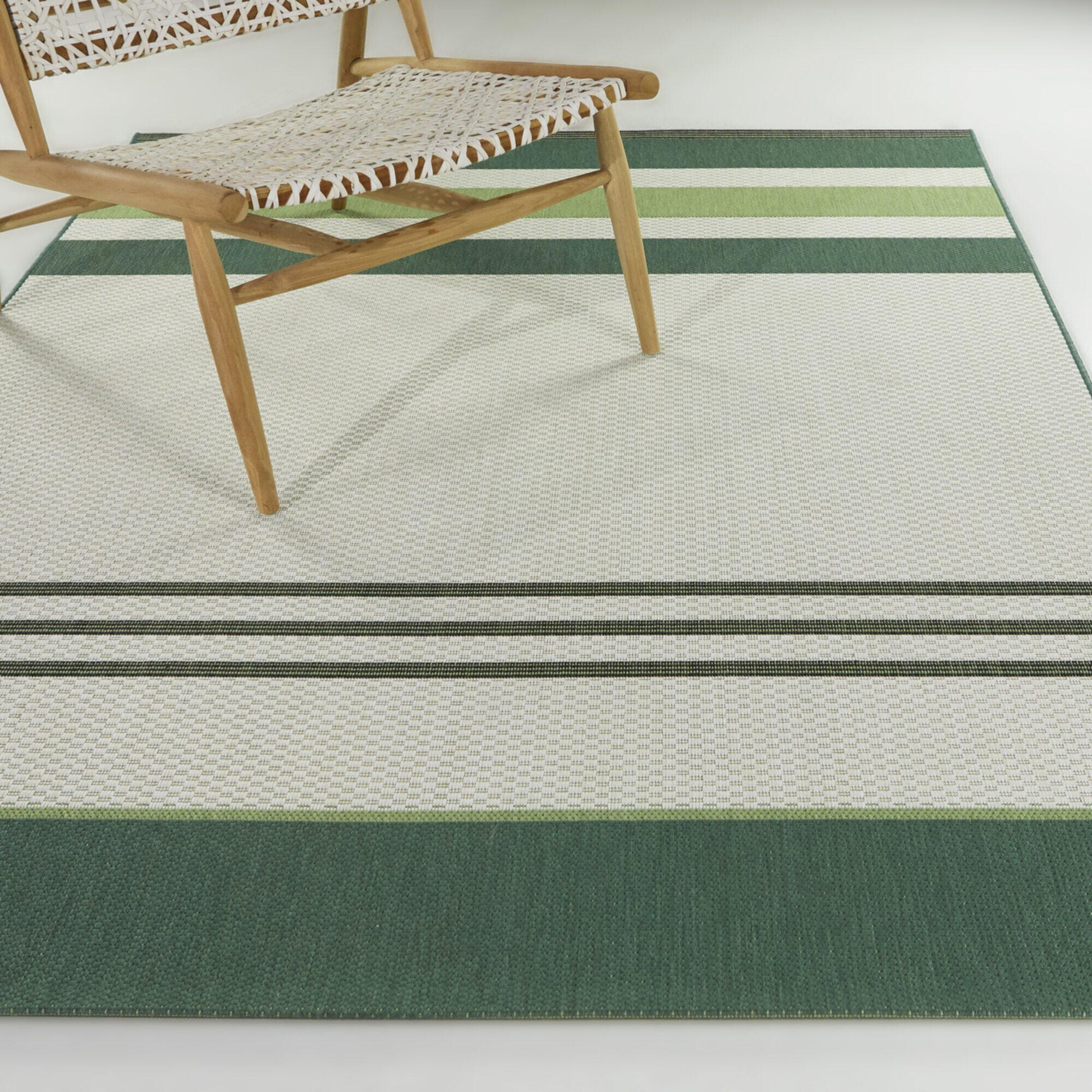 Balta Rugs Sandor 5' 3" x 7' Area Rug, Green, rollover