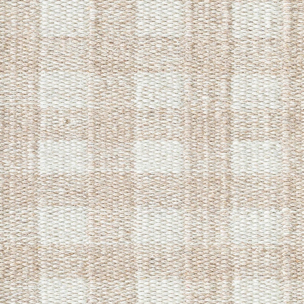 Swatch color Light Ivory 