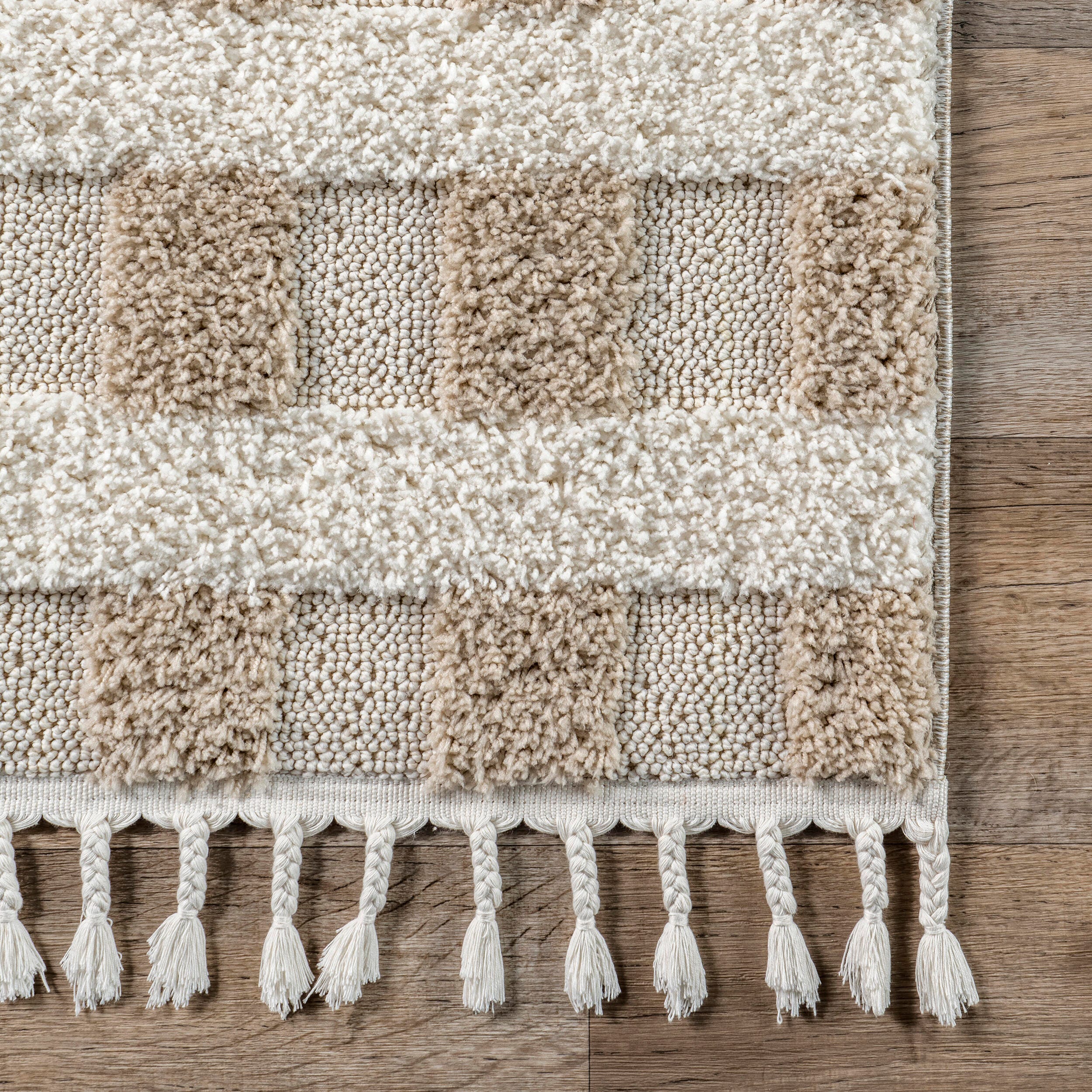 Nuloom Cordelia 5' x 8' Area Rug, Ivory, large
