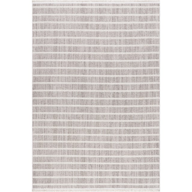 nuLOOM Lucretia 4' x 6' Area Rug