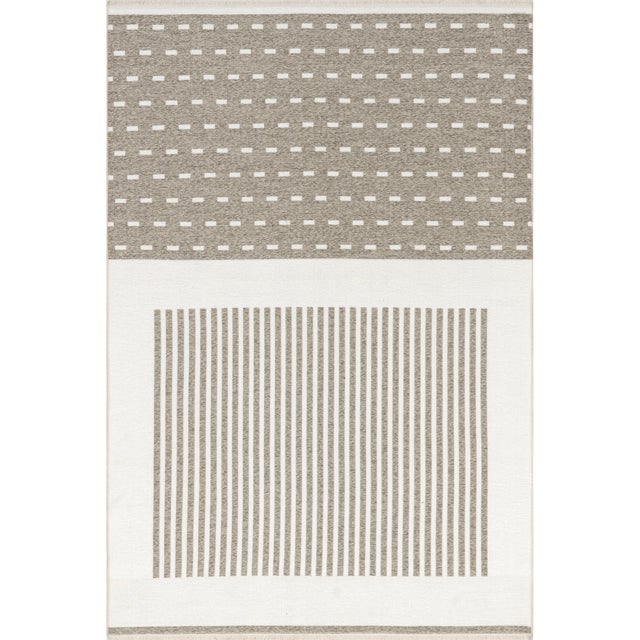 nuLOOM Ofeliya 4' x 6' Area Rug