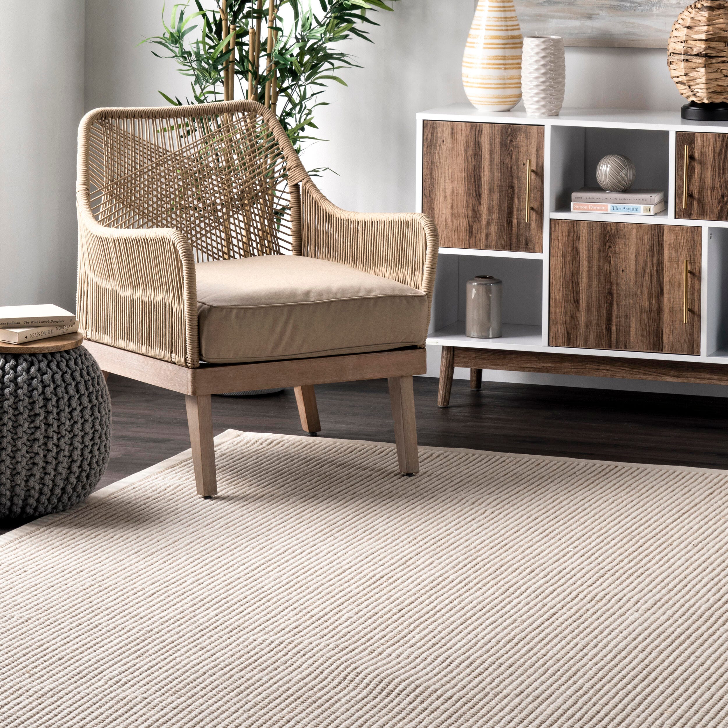 Nuloom Selma 2' x 3' Area Rug, Ivory, large