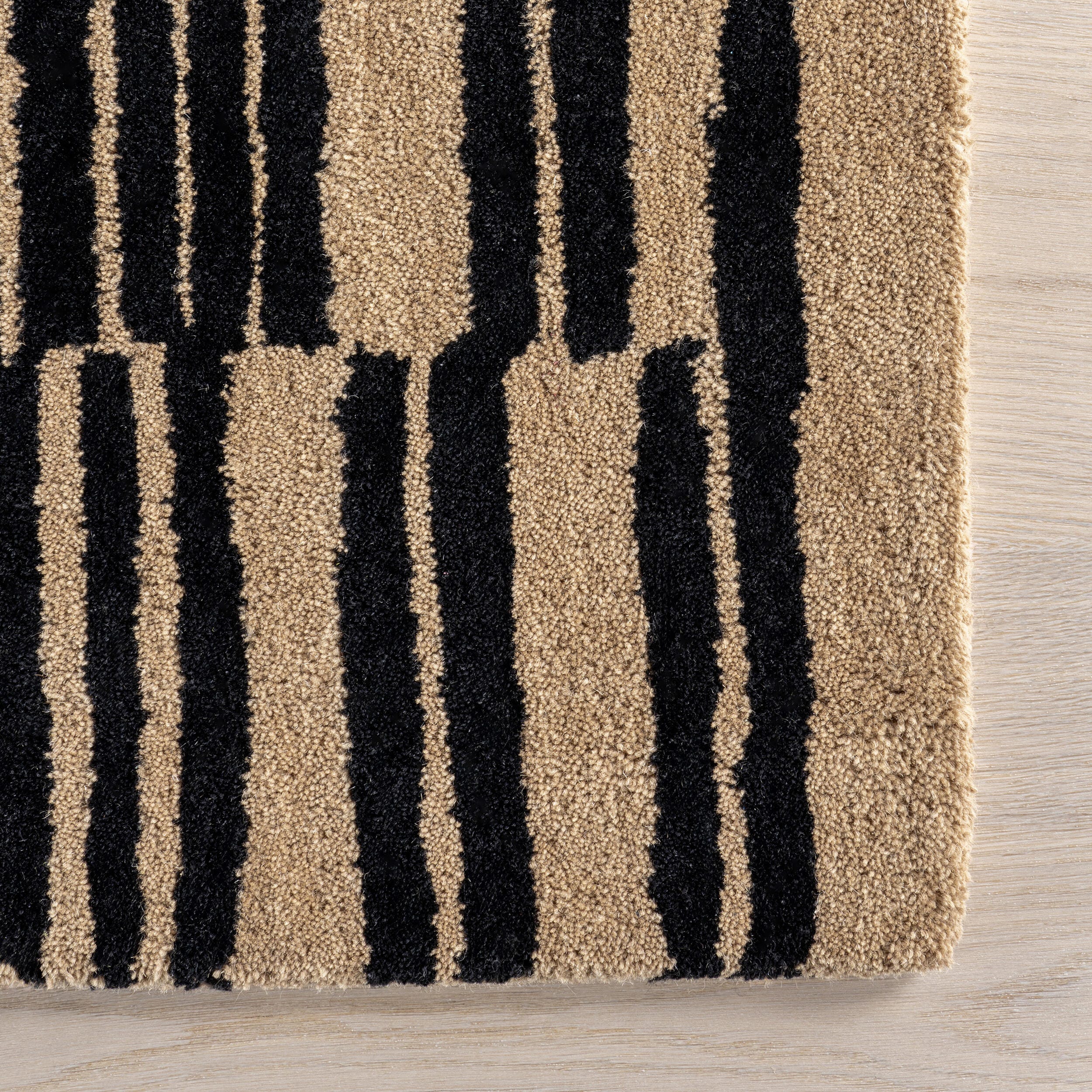 Nuloom Tara 4' x 6' Area Rug, Black, large