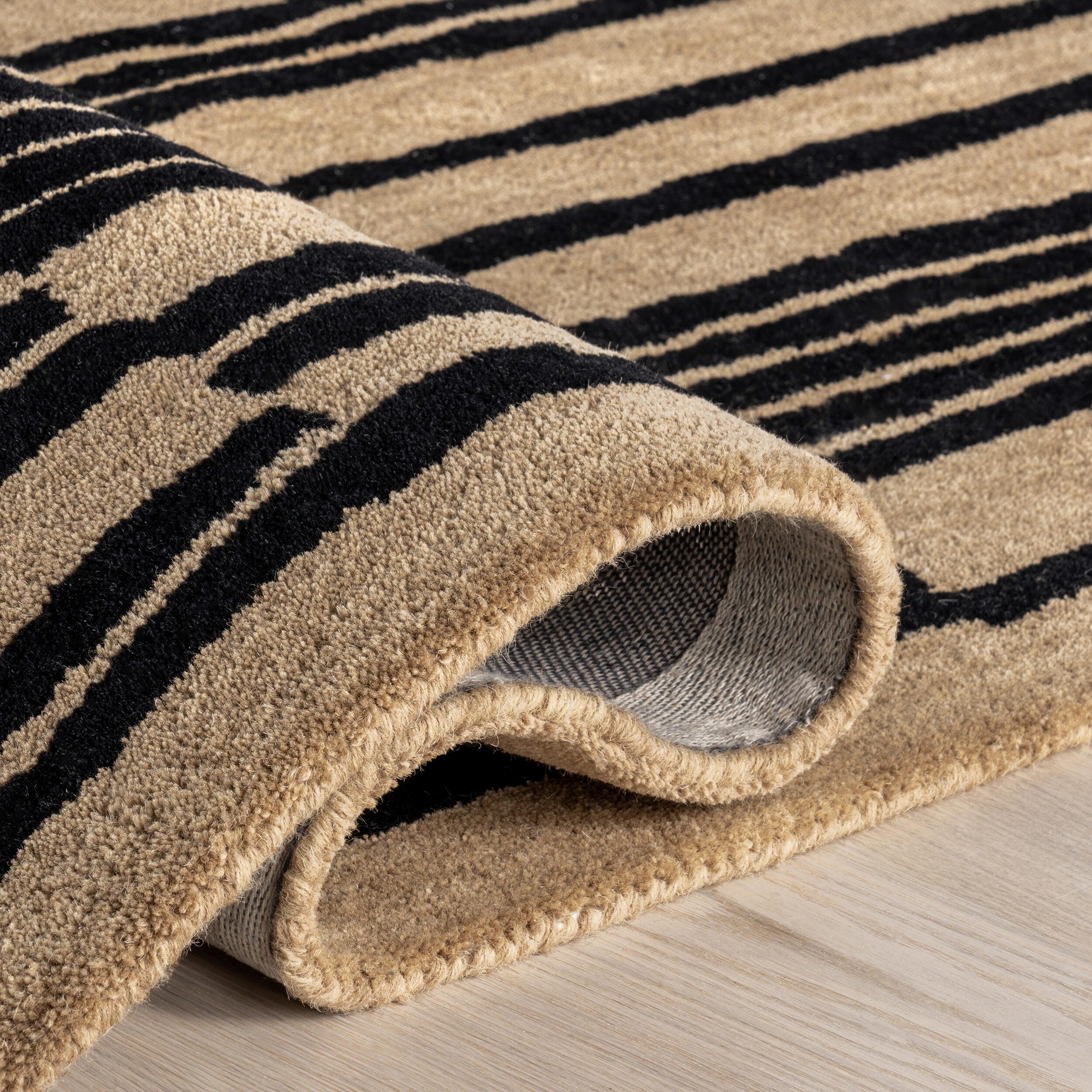 Nuloom Tara 5' x 8' Area Rug, Black, large