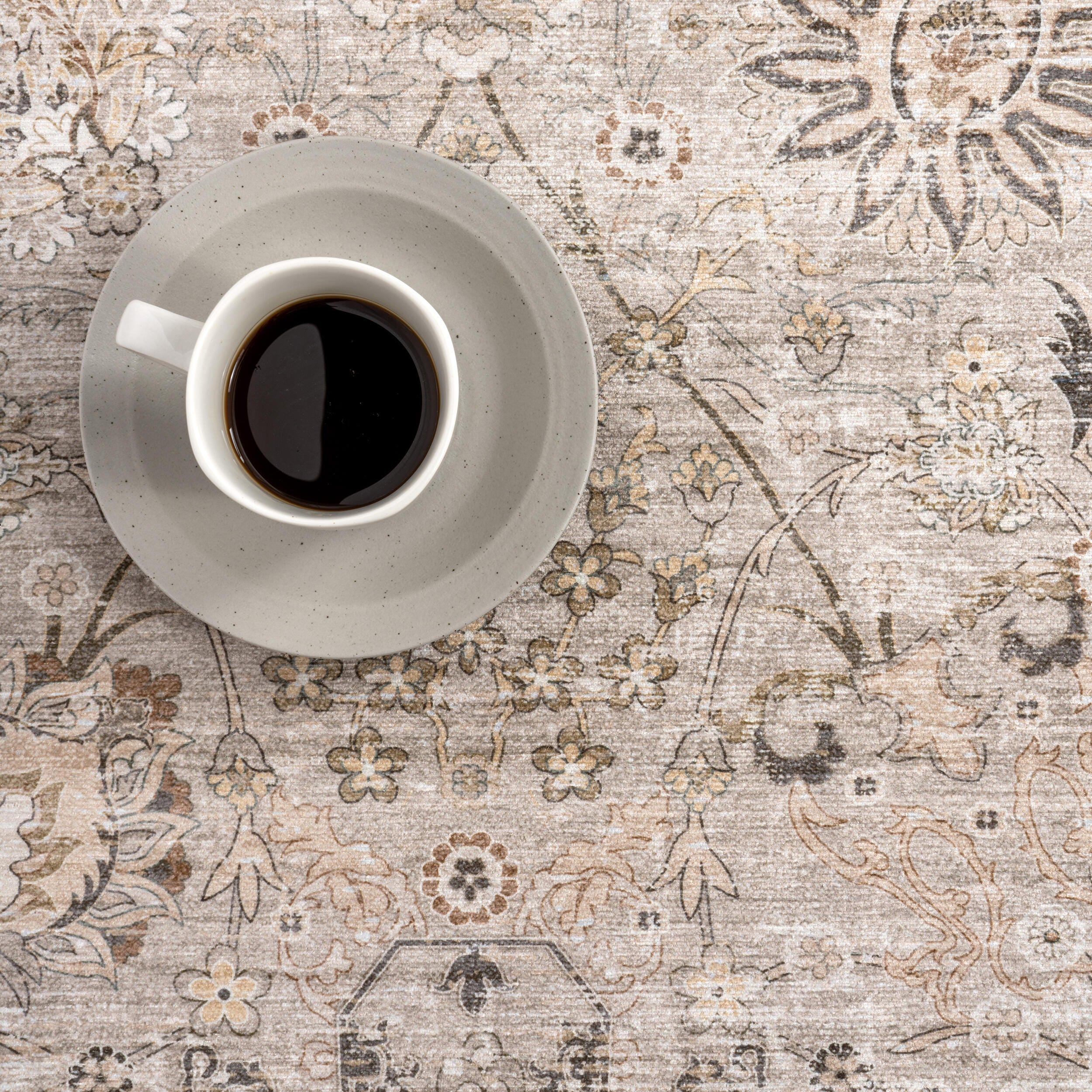 Swatch color Sand , product with this swatch is currently selected