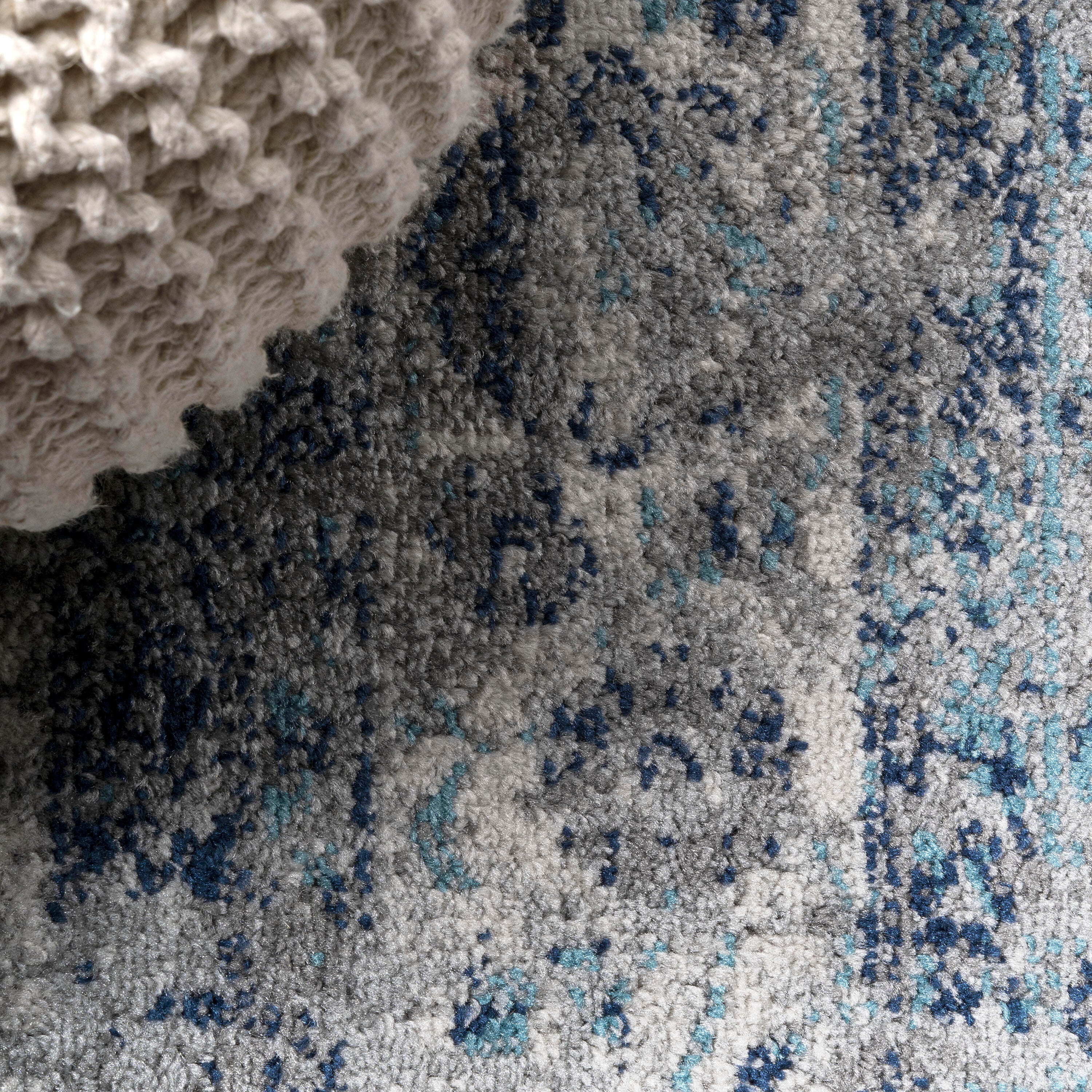 JONATHAN Y Indhira Ornate 4' x 6' Area Rug, Blue, large