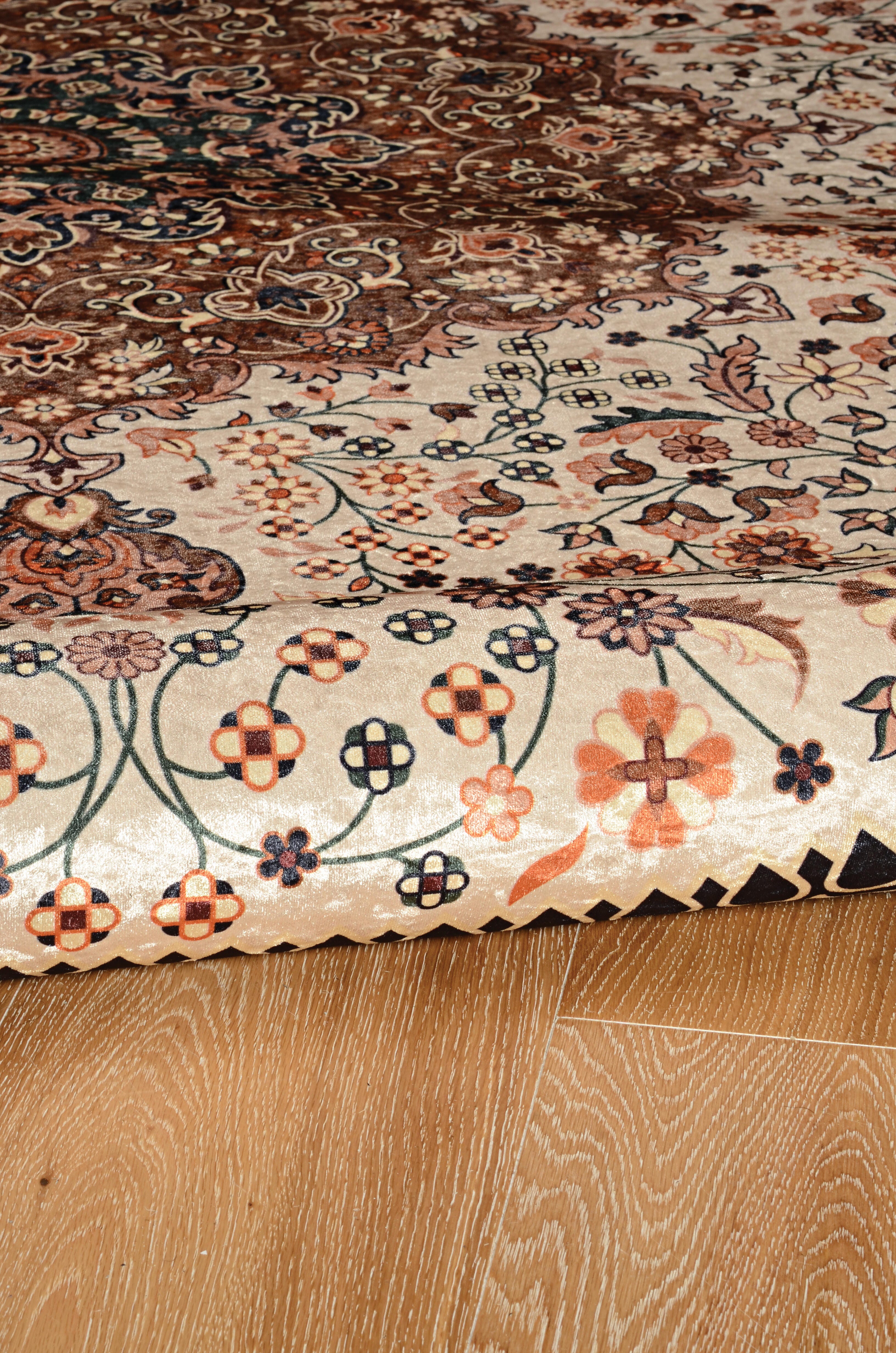 Linon Emerald Harris 6'7" x 9'7" Area Rug, Cream, large