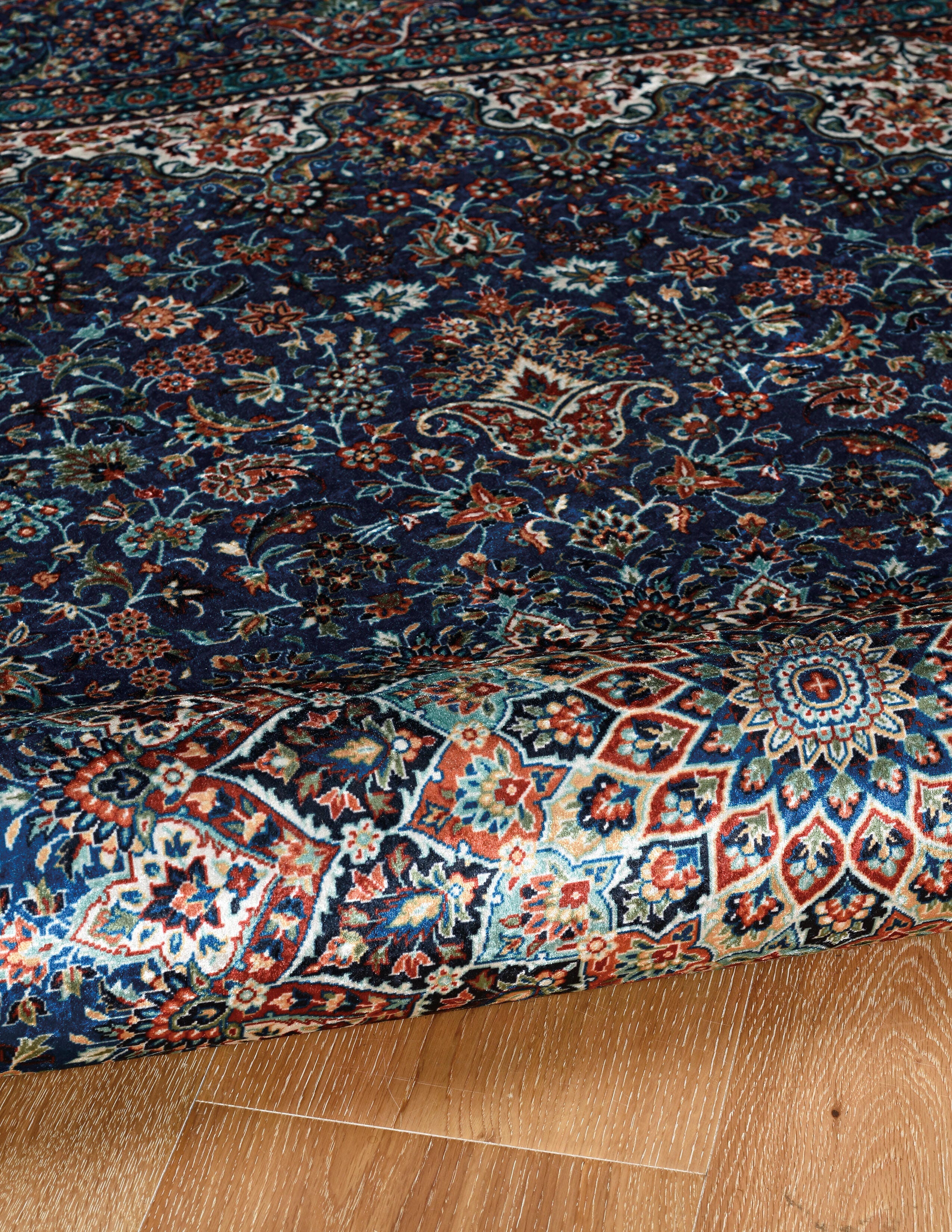 Linon Emerald Klein 6'7" x 9'7" Area Rug, Blue, large