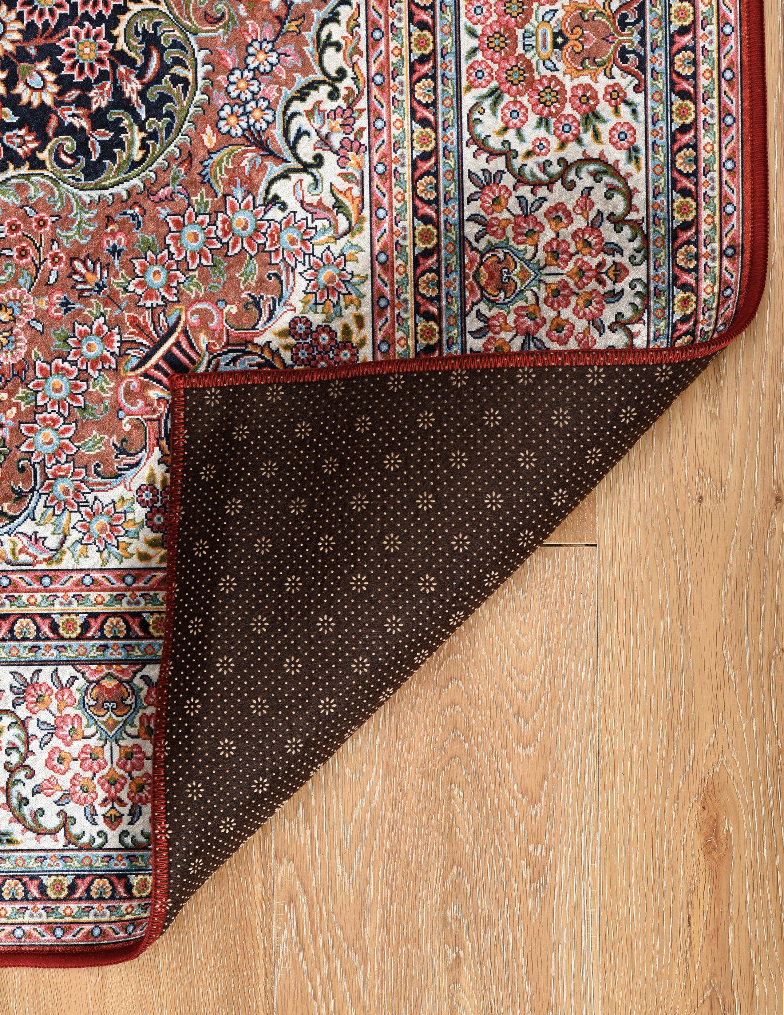 Linon Emerald Sanlin 5' x 7' Area Rug, Red, large