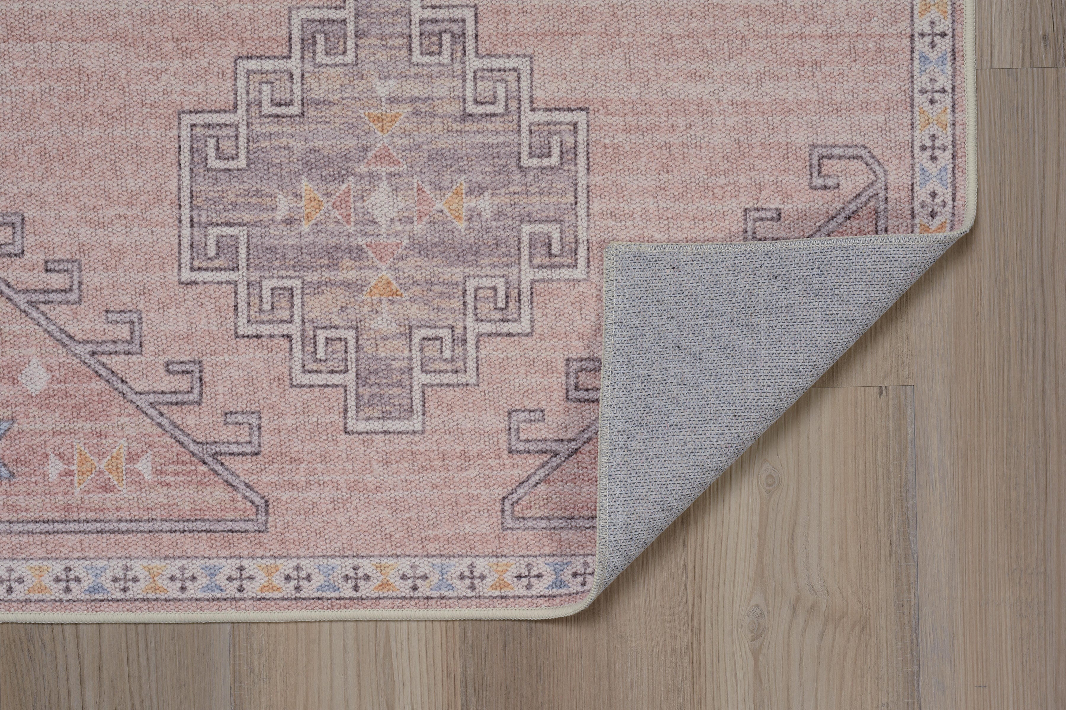 Linon Oakland Emerson 3' x 5'  Area Rug, Pink, large