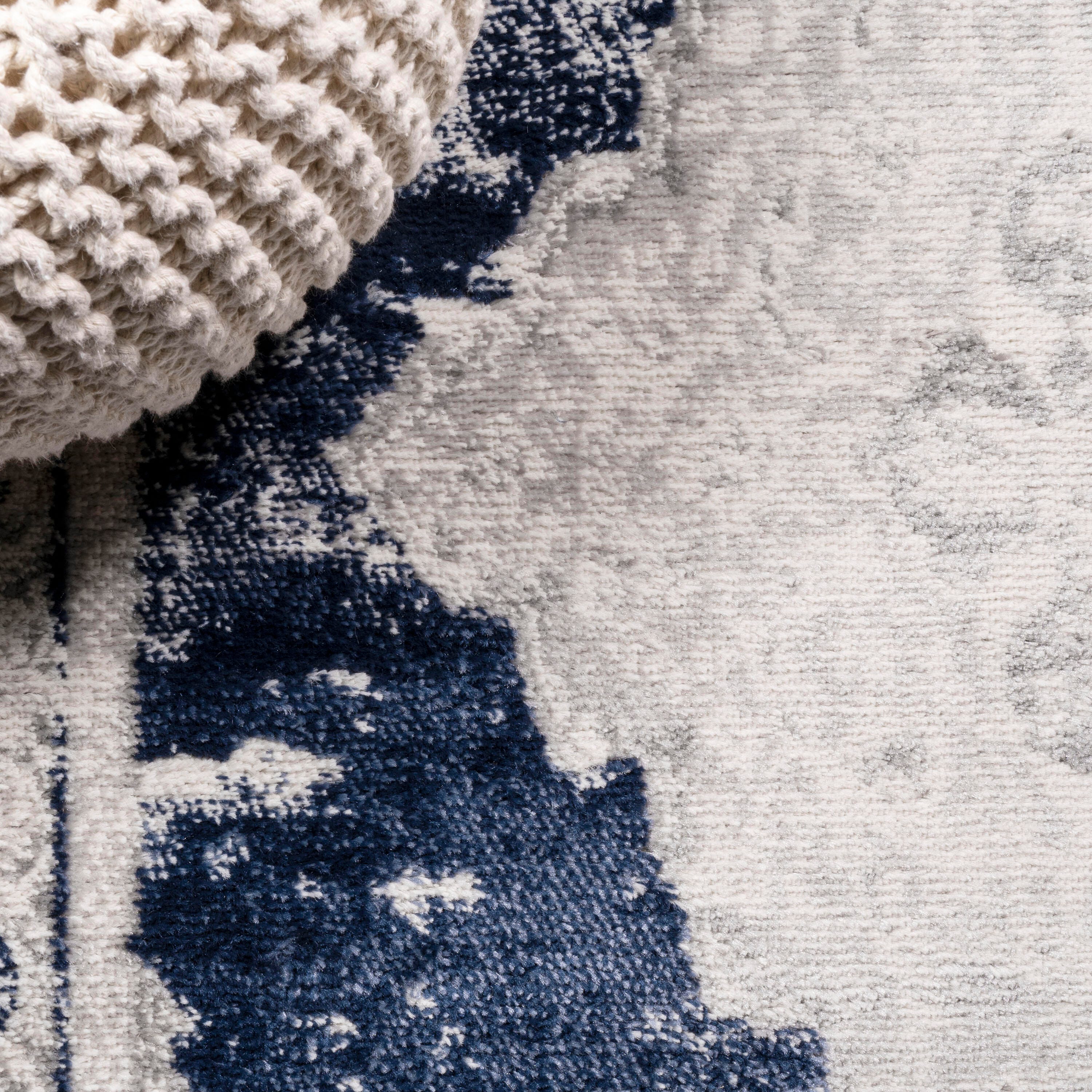 Jonathan Y Alhambra 4' x 6' Area Rug, Ivory/Navy, large