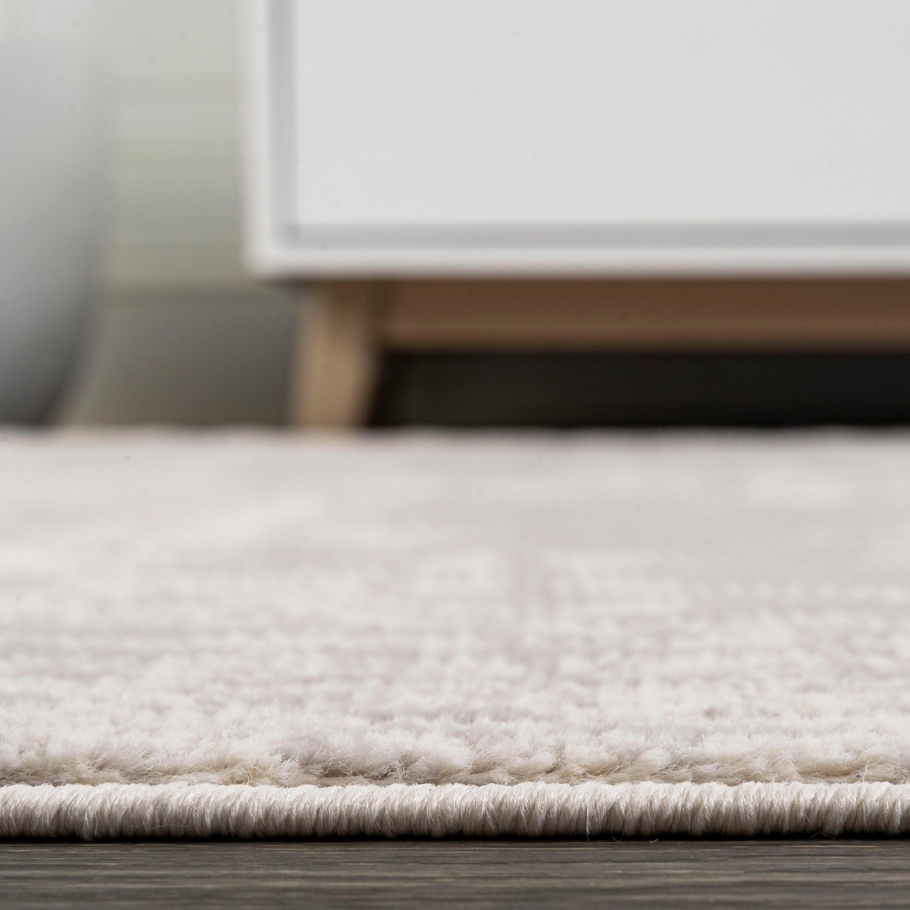 Jonathan Y Alhambra 4' x 6' Area Rug, Ivory, large