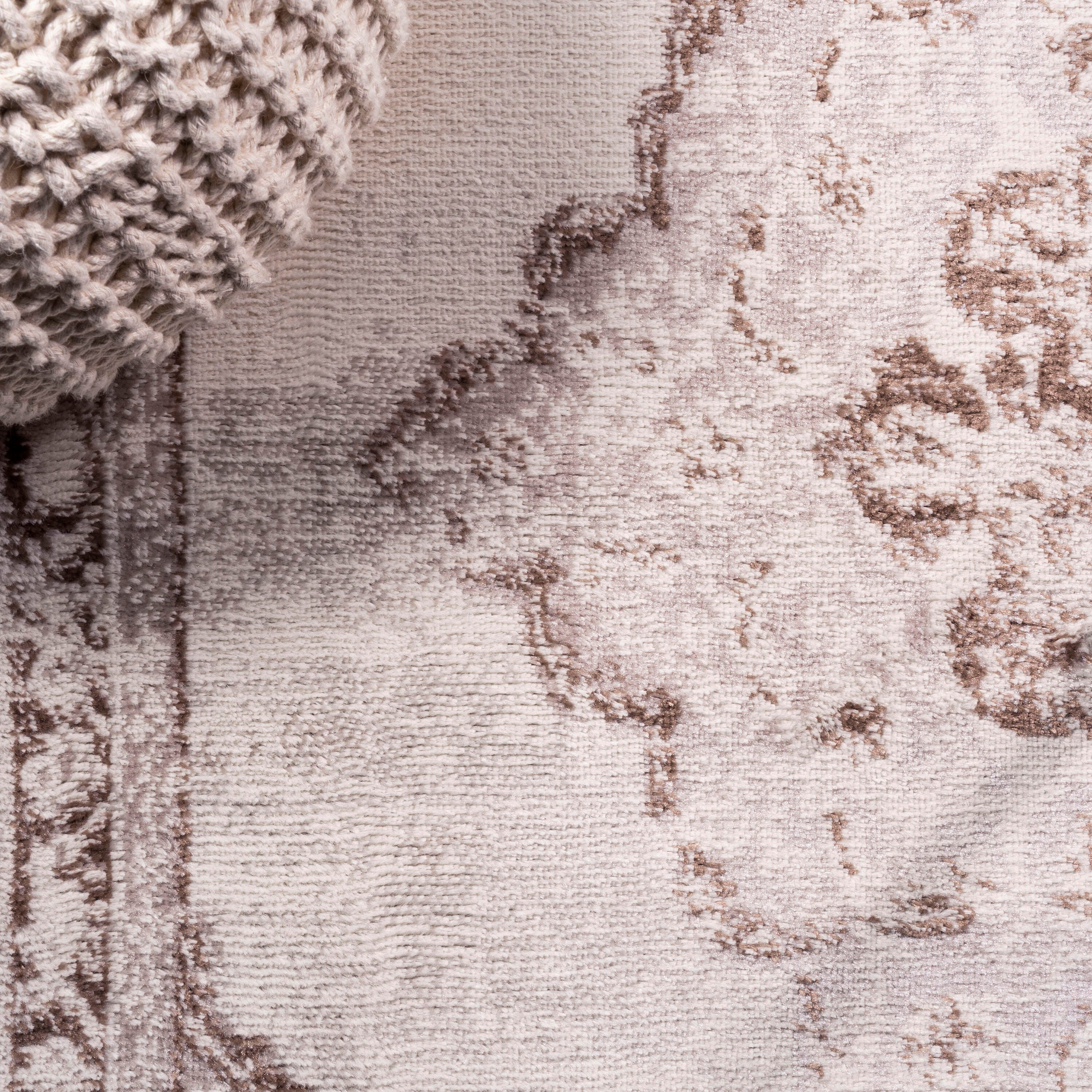Jonathan Y Alhambra 5' x 8' Area Rug, Cream/Red, large