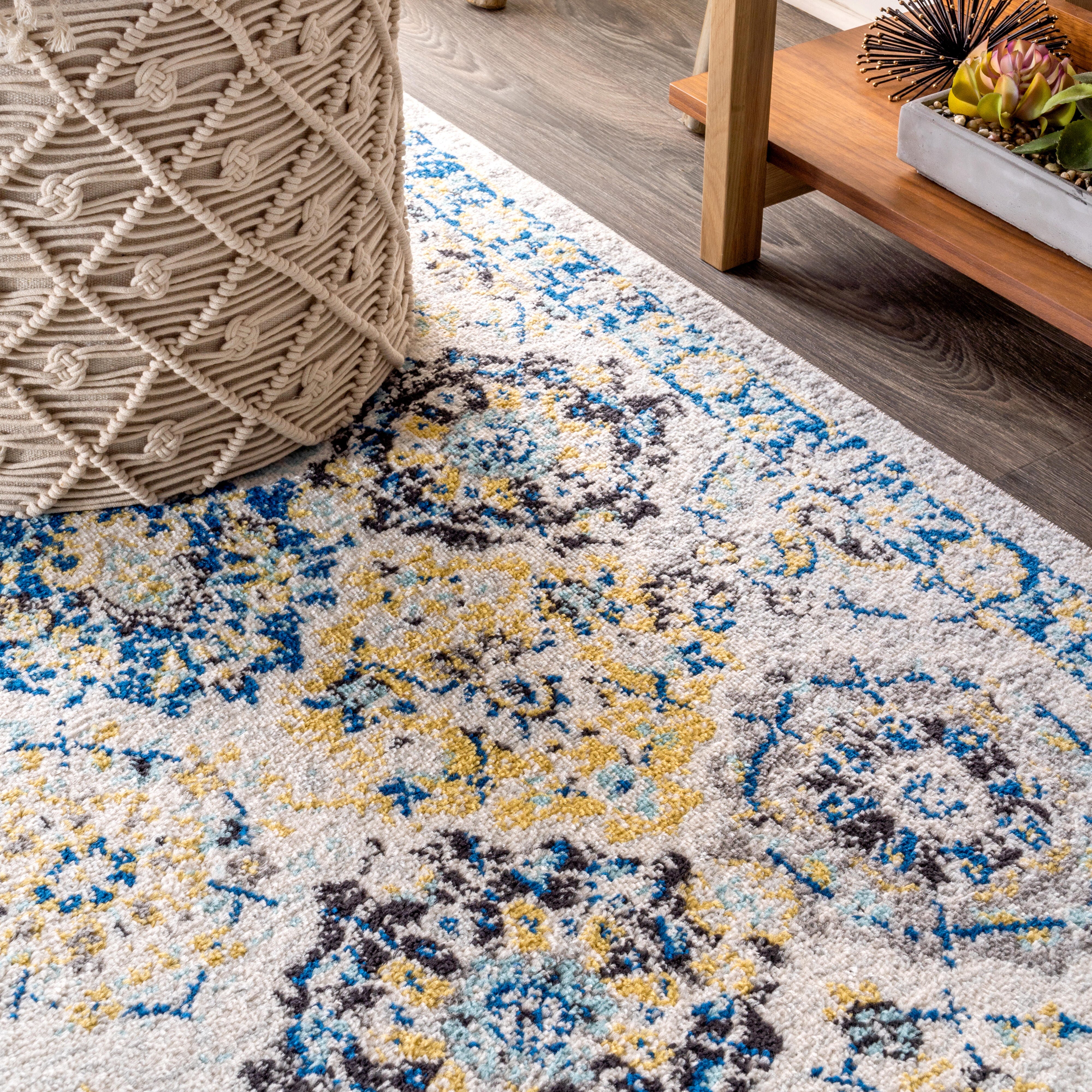 Jonathan Y Persian 4' x 6' Area Rug, Blue, large