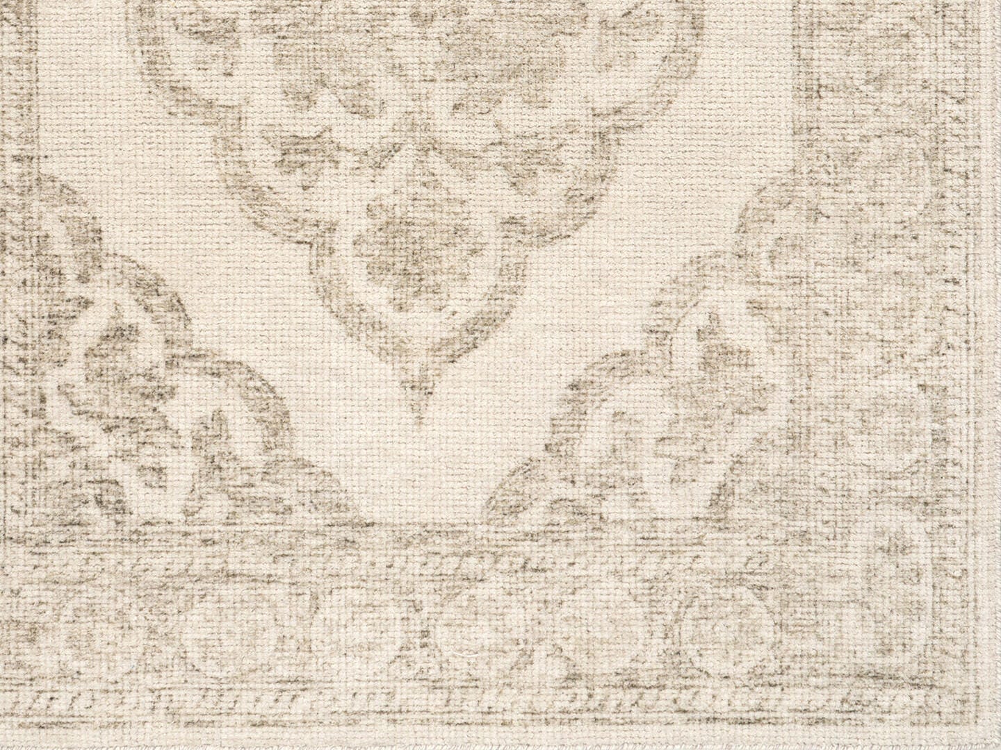 Swatch color Beige , product with this swatch is currently selected