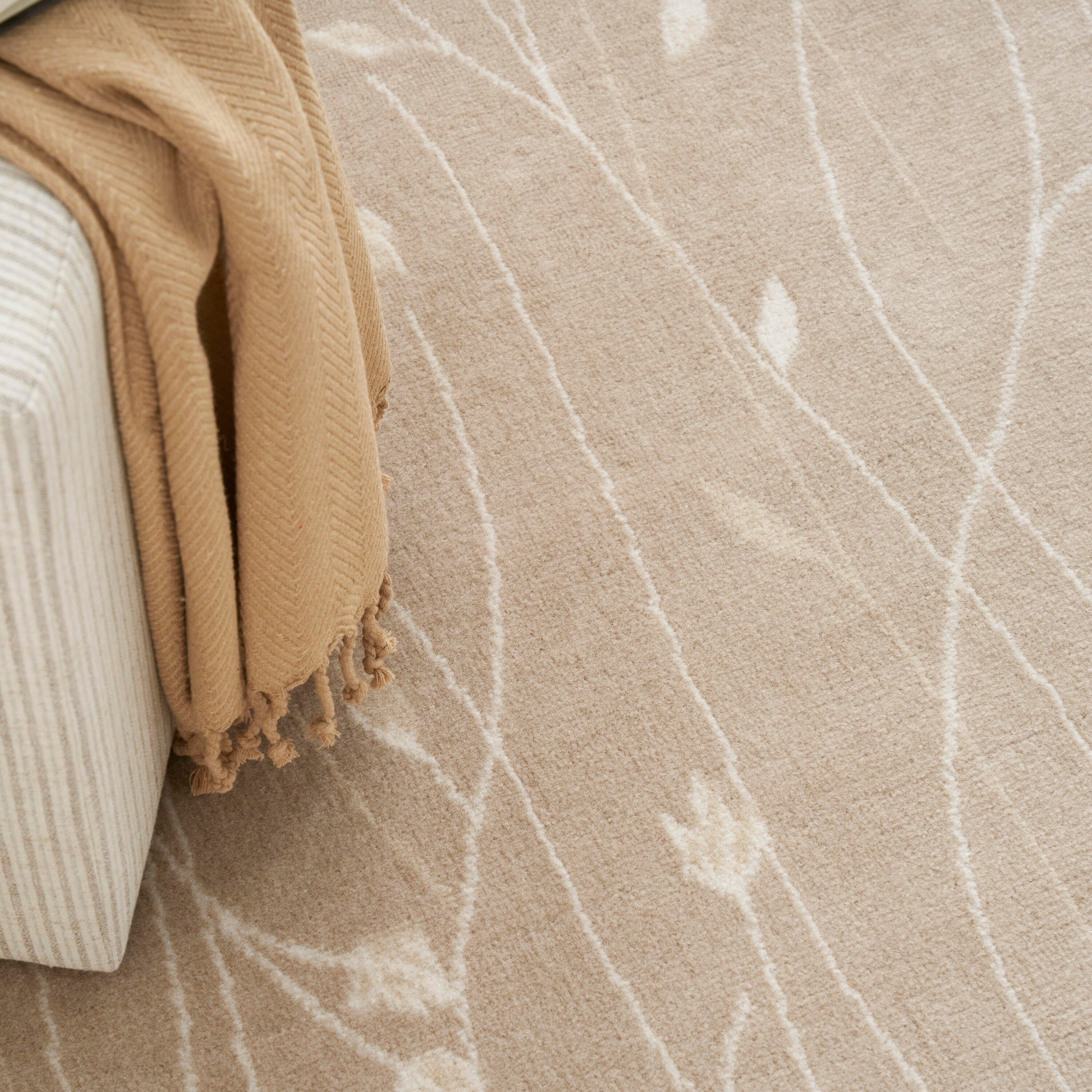 Nourison Home Grafix 5'3" x 7'3" Floral Area Rug, Beige, large