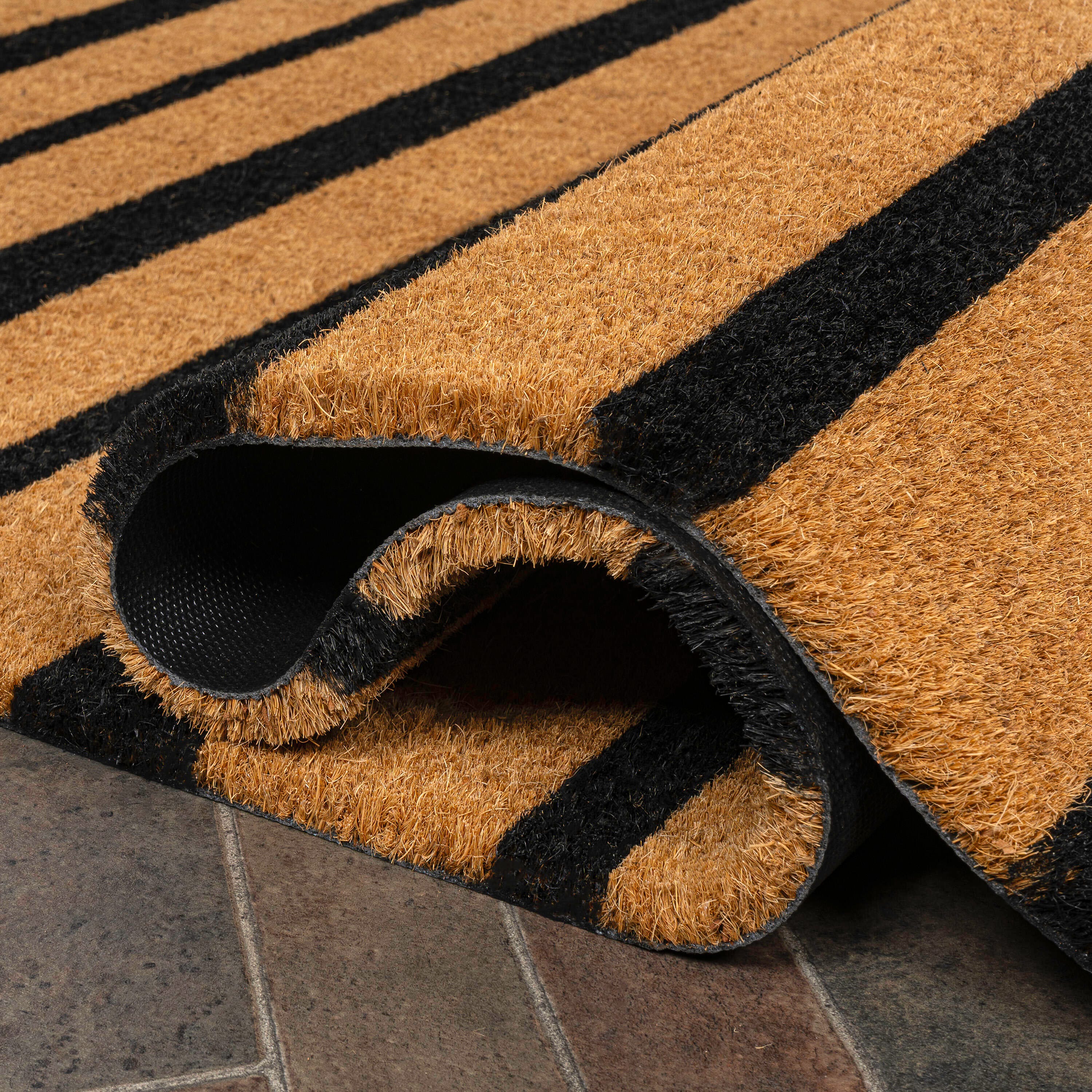 JONATHAN Y Hadley 5' x 8' Area Rug, Natural/Black, large