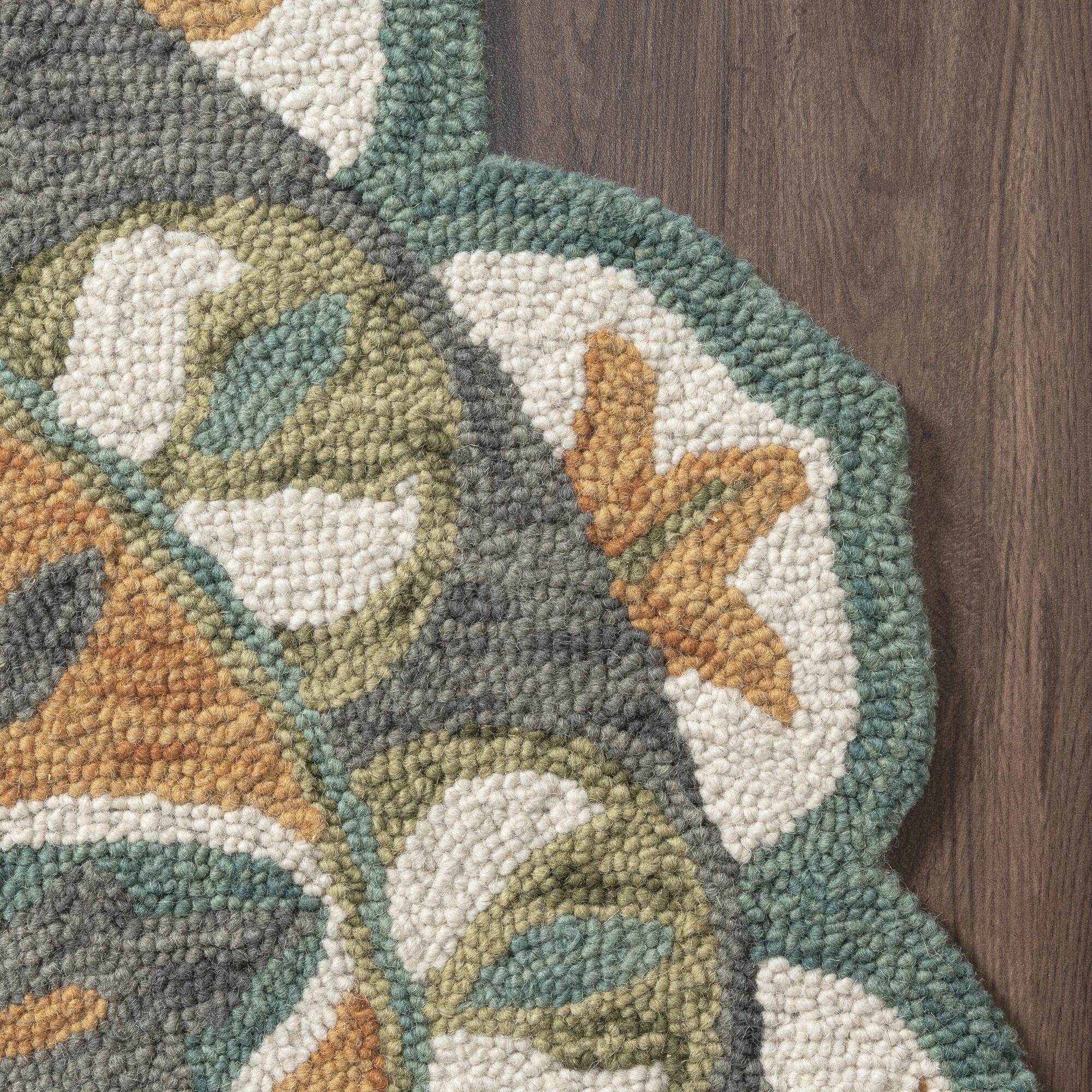 LR Home Magnolia 2'3" x 3'10" Area Rug, , large