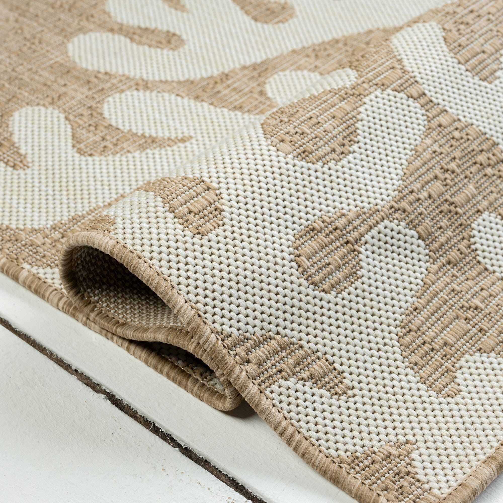 LR Home Reef 5' x 7' Area Rug, Beige/White, large