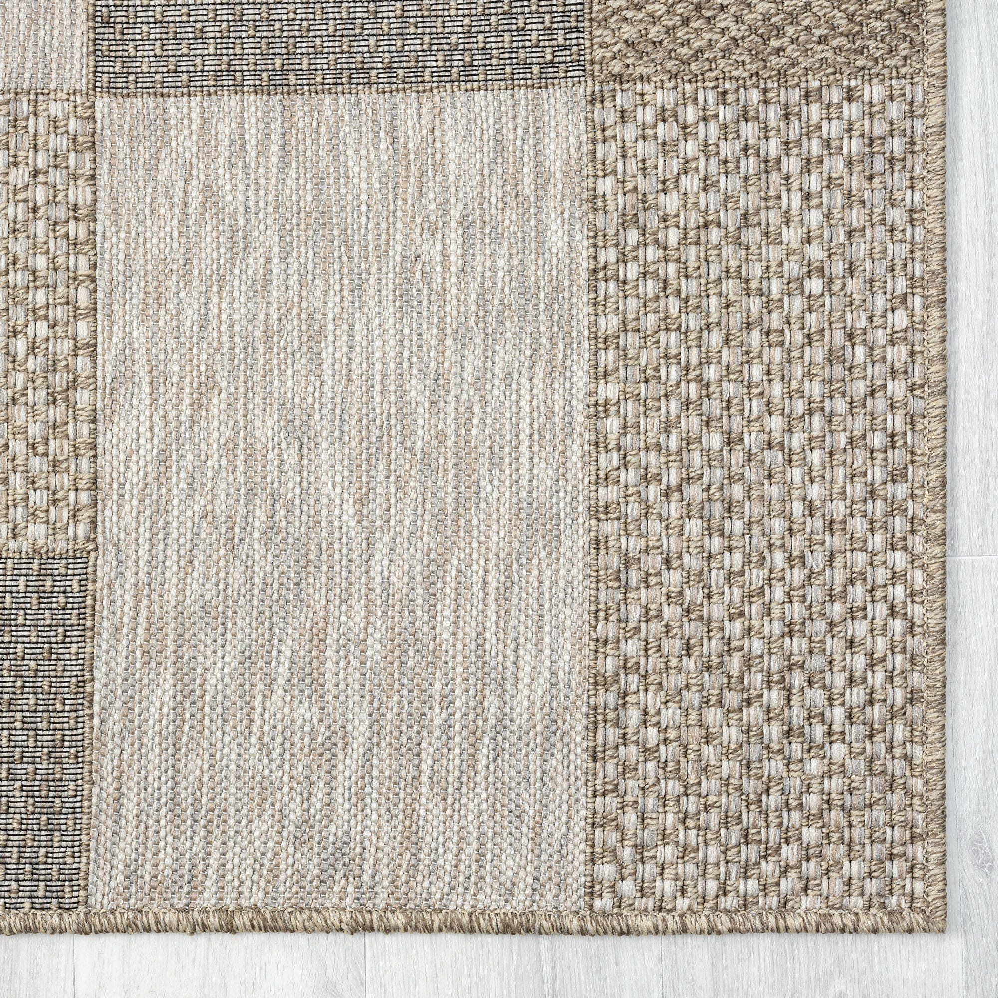 LR Home Sierra 5' x 7' Area Rug, Tan, large