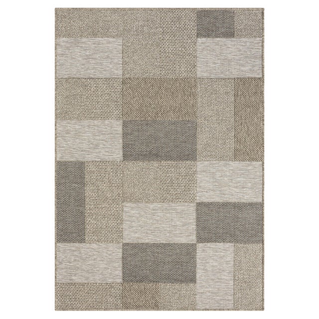 LR Home Sierra 2' x 3' Area Rug, Tan