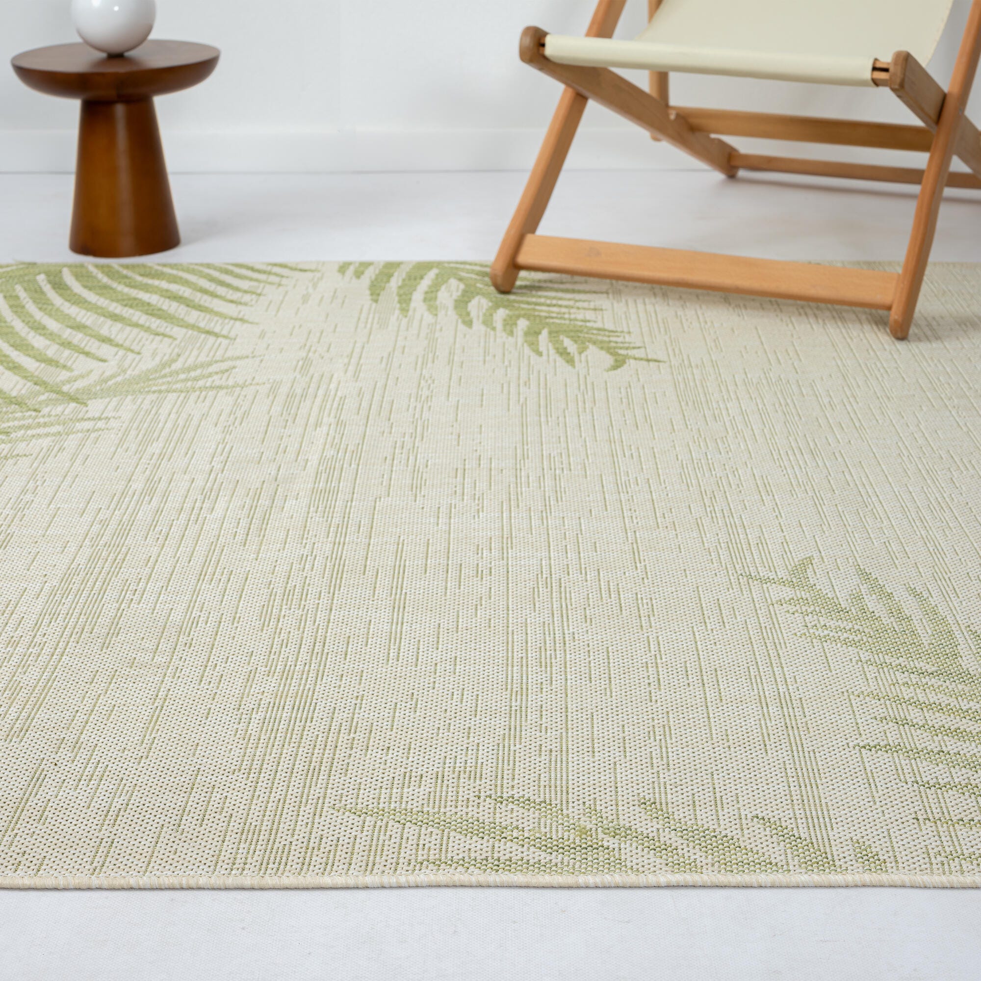 LR Home Botanical Pattern 5' x 7' Area Rug, Green, large