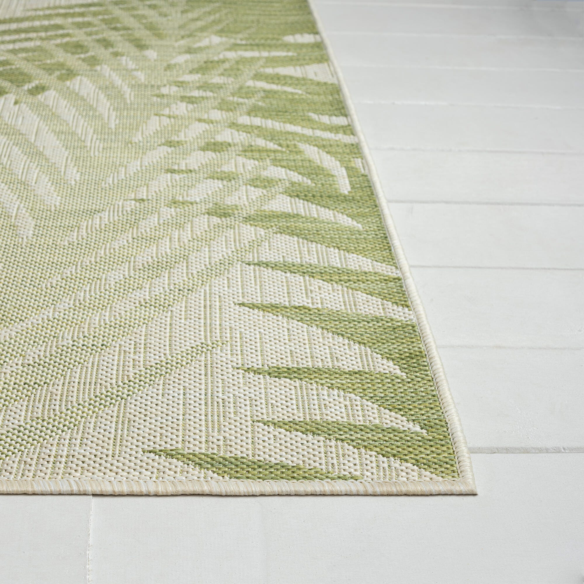 LR Home Botanical Pattern 1'10" x 3' Area Rug, Green, large
