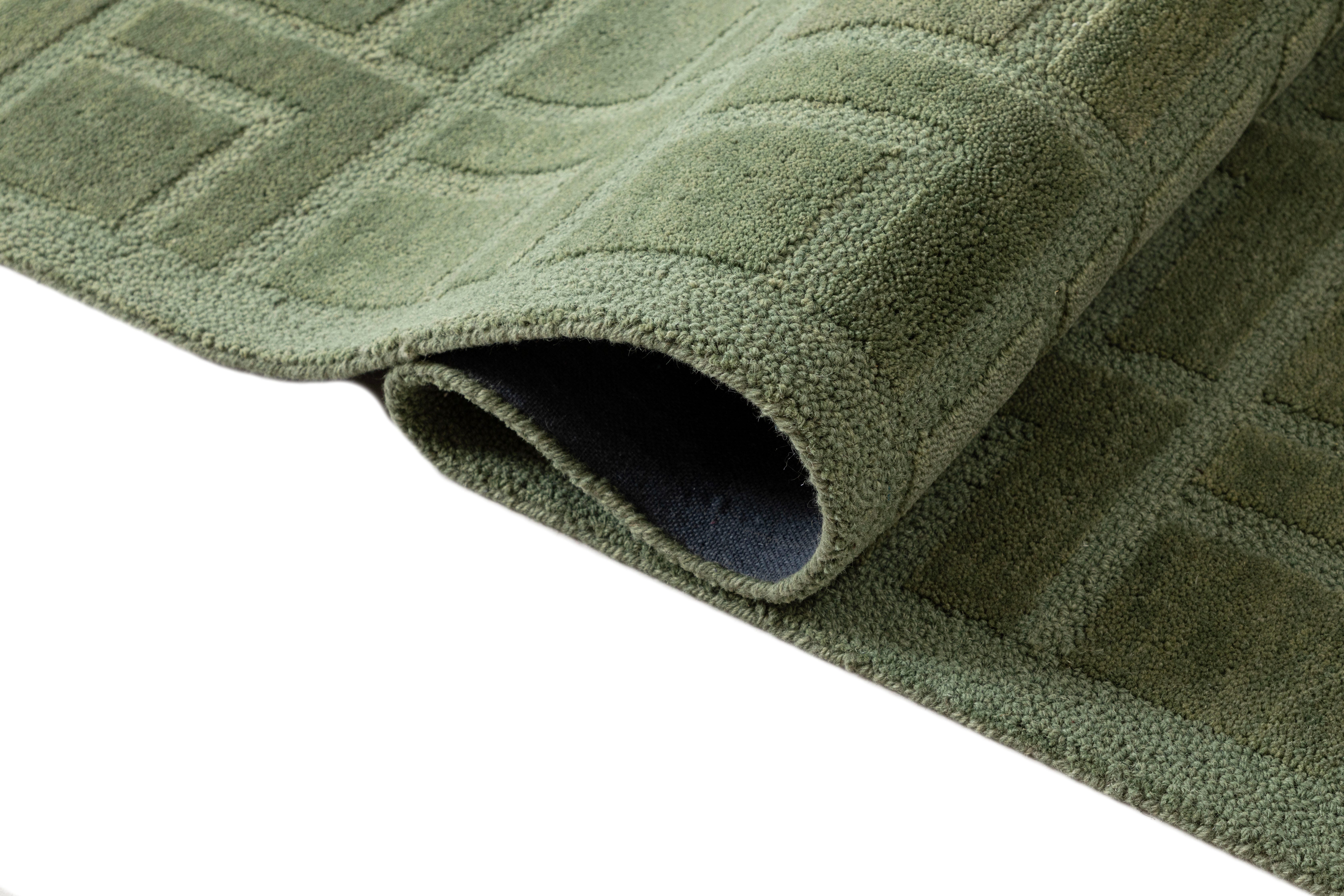Terra by Obeetee Verde 2'6" x 8' Runner Rug, Green, large