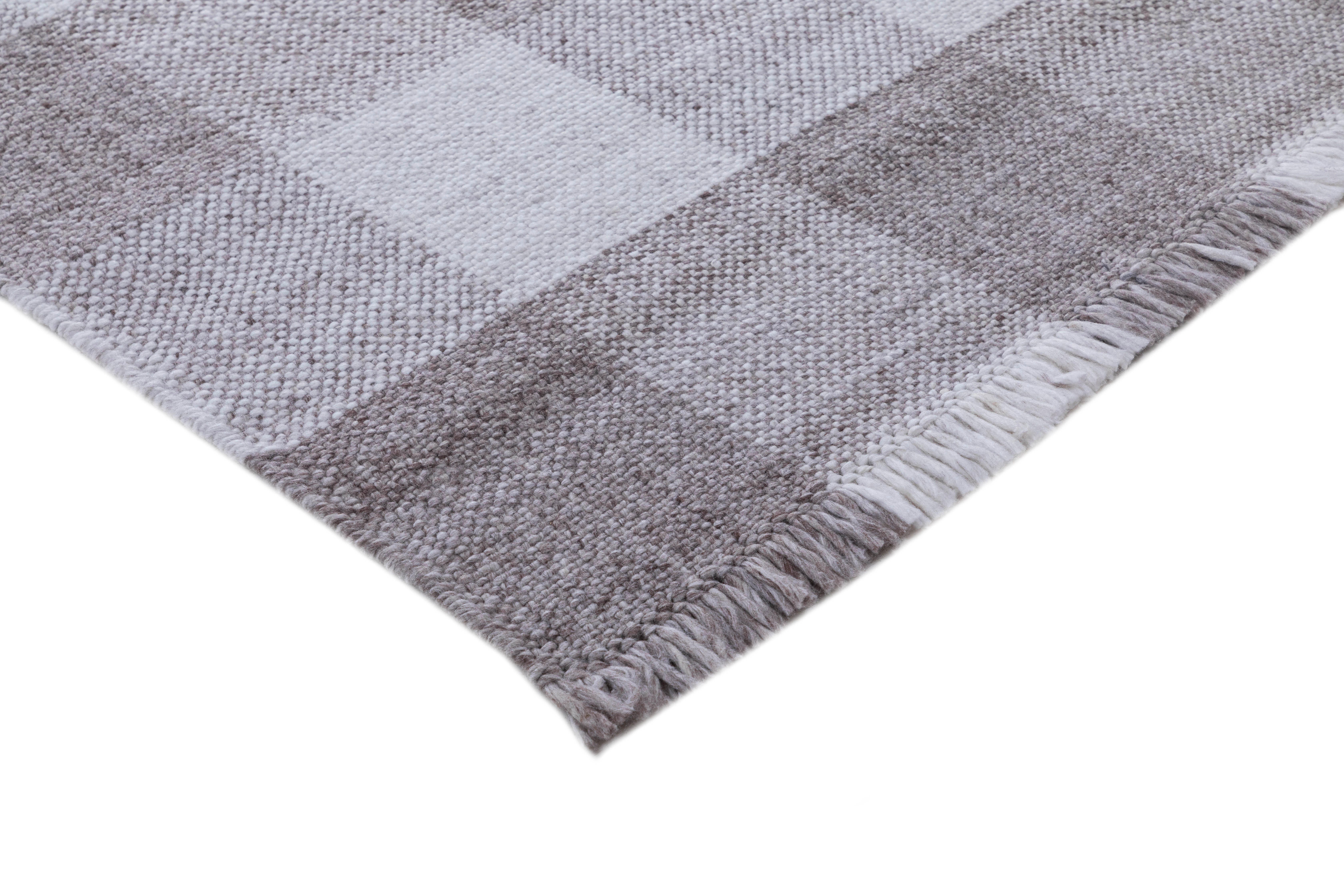 Terra by Obeetee Gingham 3'1" x 5' Area Rug, Mocha/White, large