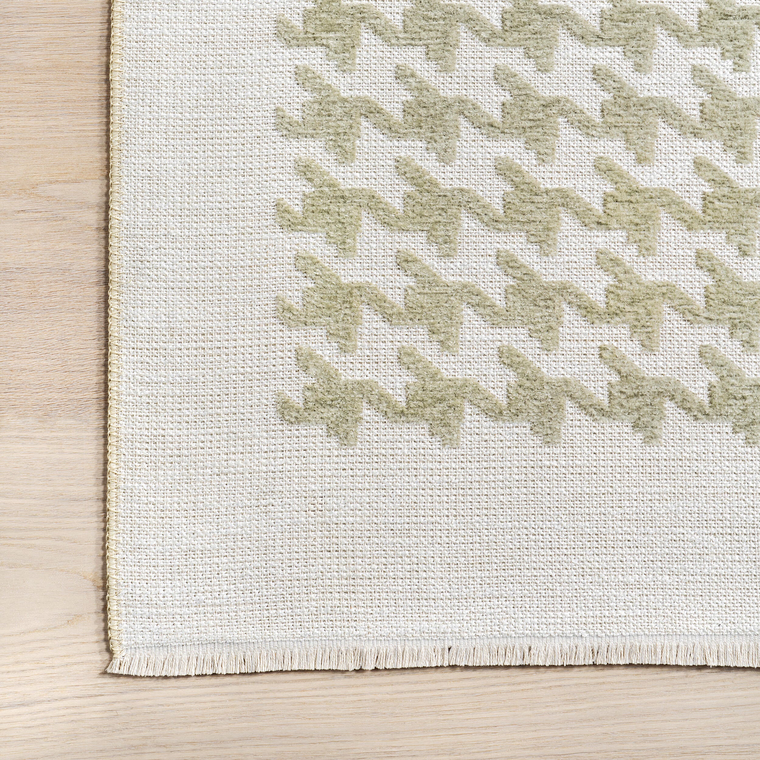 nuLOOM Iyla 4' x 6' Accent Rug, Green, large
