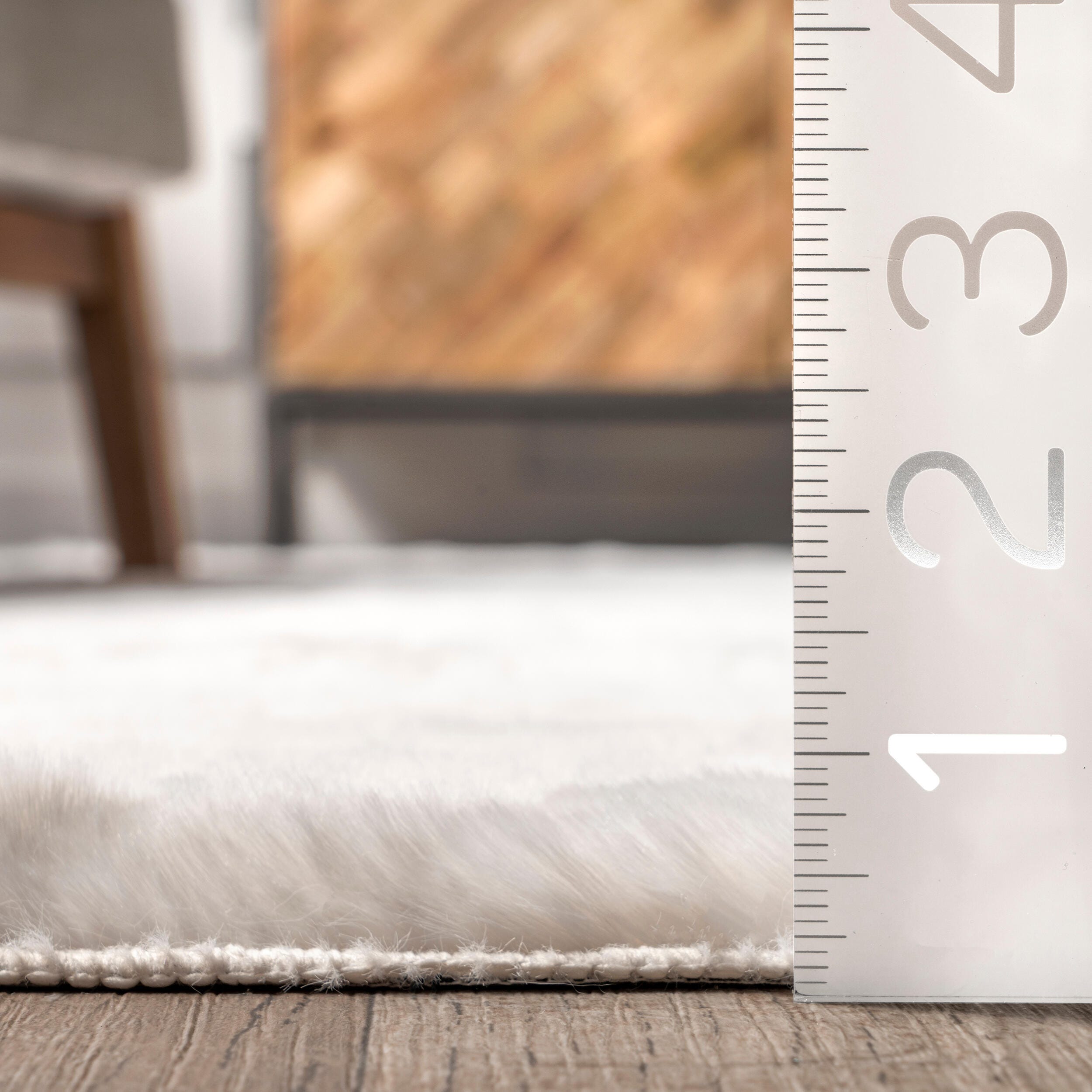 nuLOOM Nia 2' x 3' Accent Rug, White, large