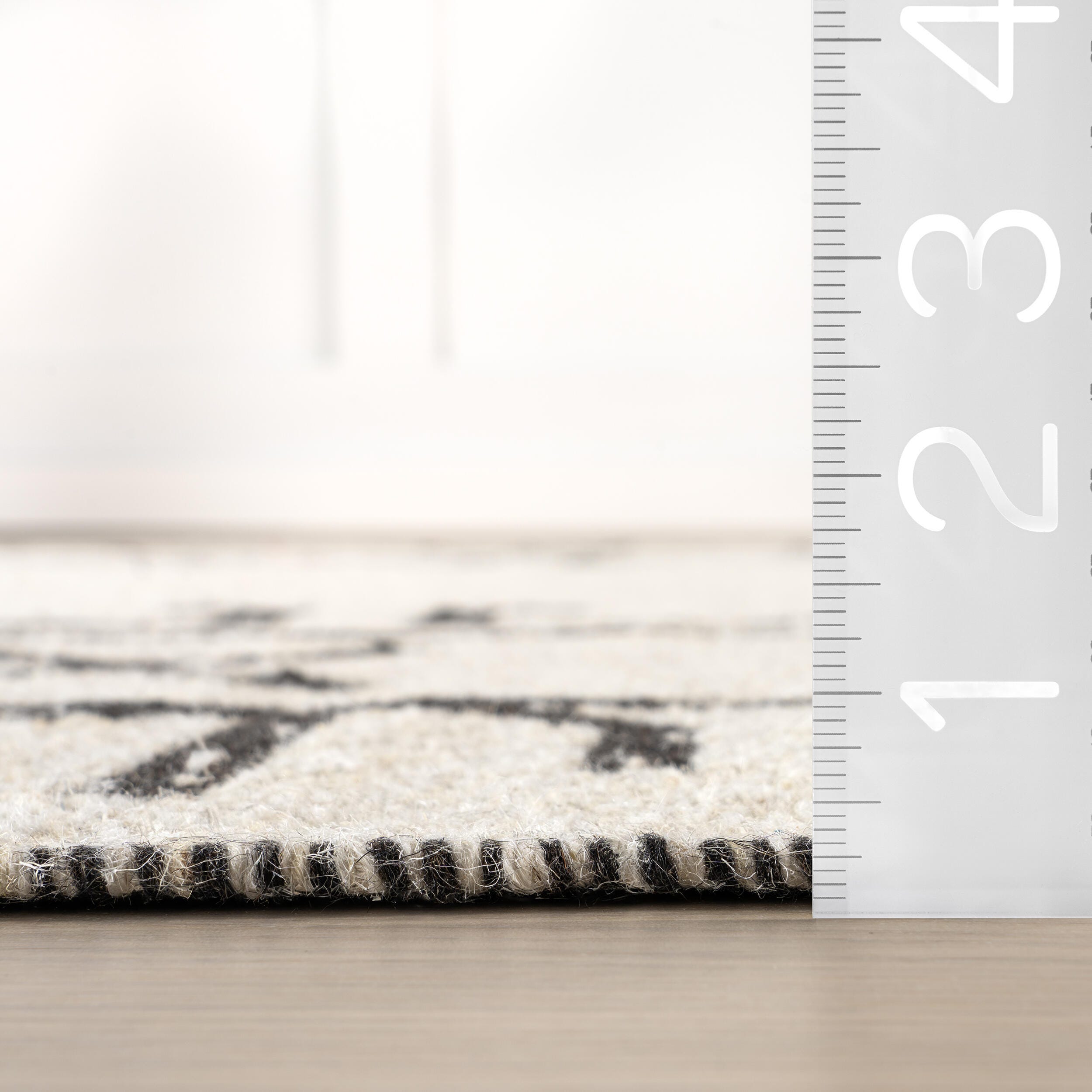 Rugs USA June 3' x 8' Runner Rug, Ivory, large