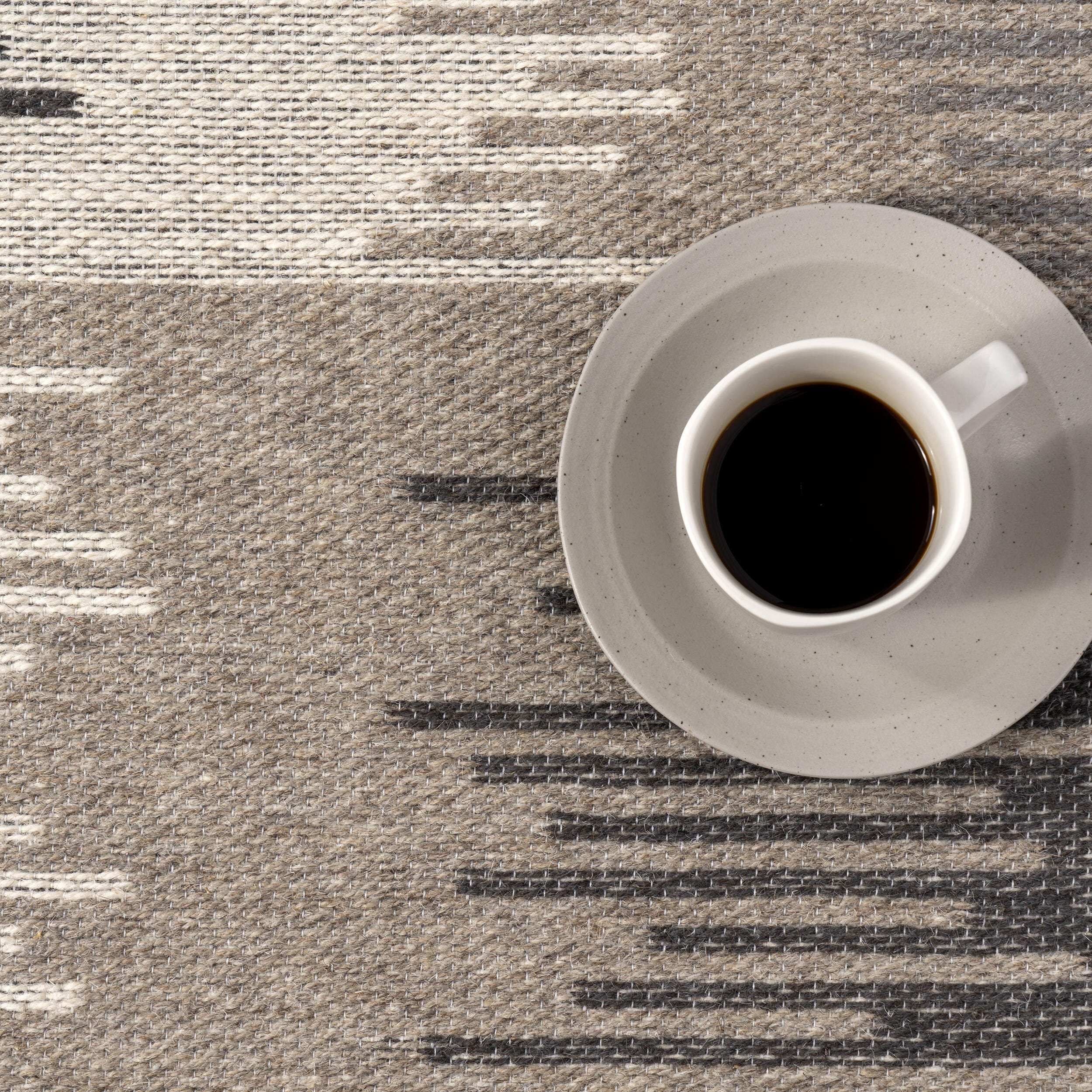 Rugs USA Memento 4' x 6' Accent Rug, Charcoal, large