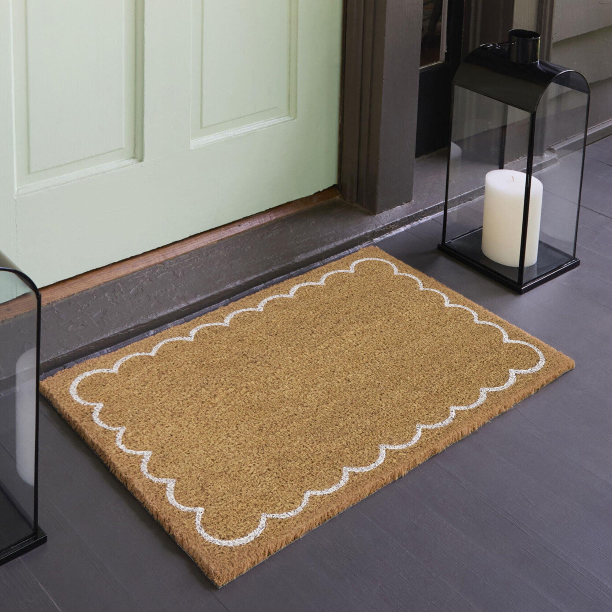 Balta Scallop Border 18" x 30" Doormat, , rollover