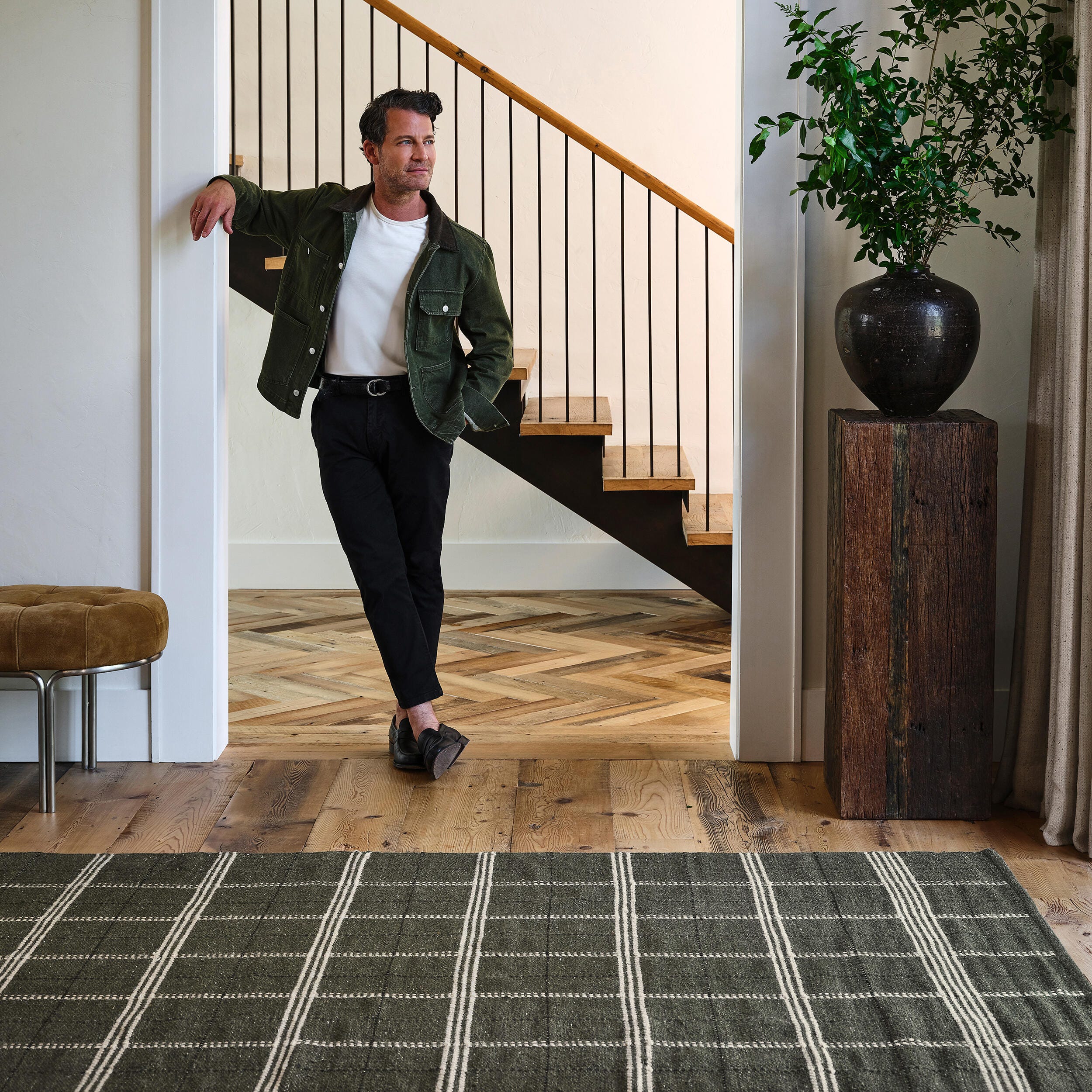 Rugs USA Downing 3' x 8' AreaRug, Green, rollover