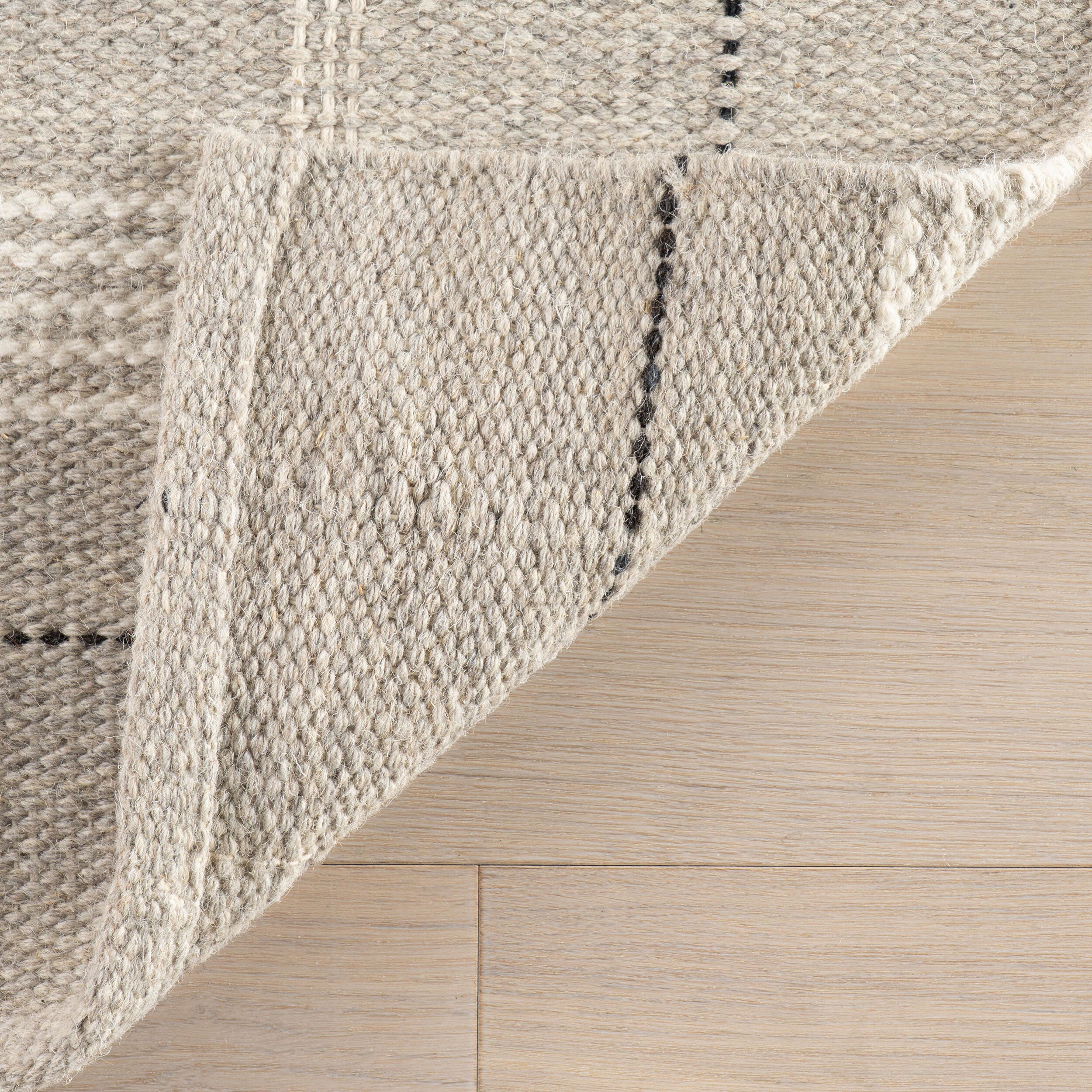 Rugs USA Downing 5' x 8' AreaRug, Gray, large