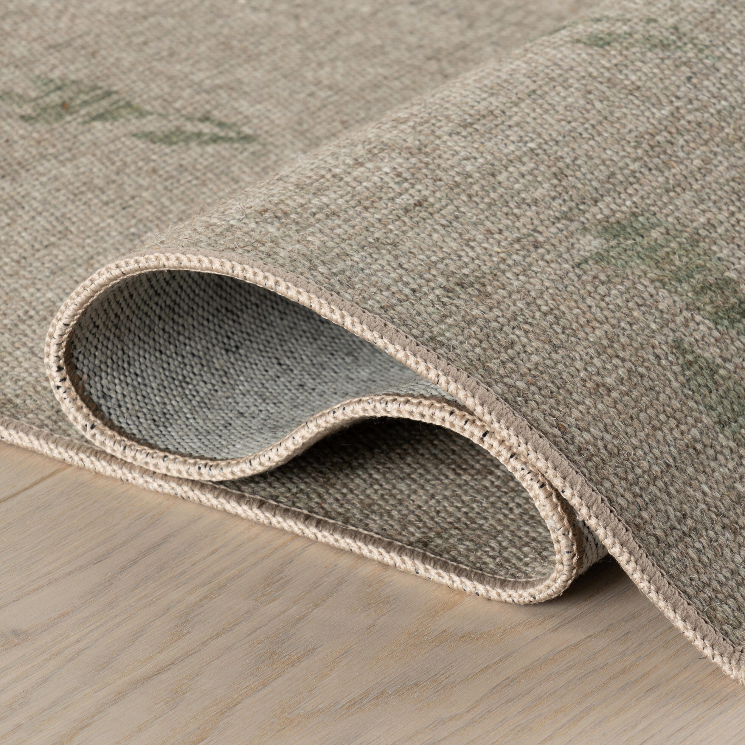 Rugs USA Flora Washable 2' x 3' AreaRug, Green, large