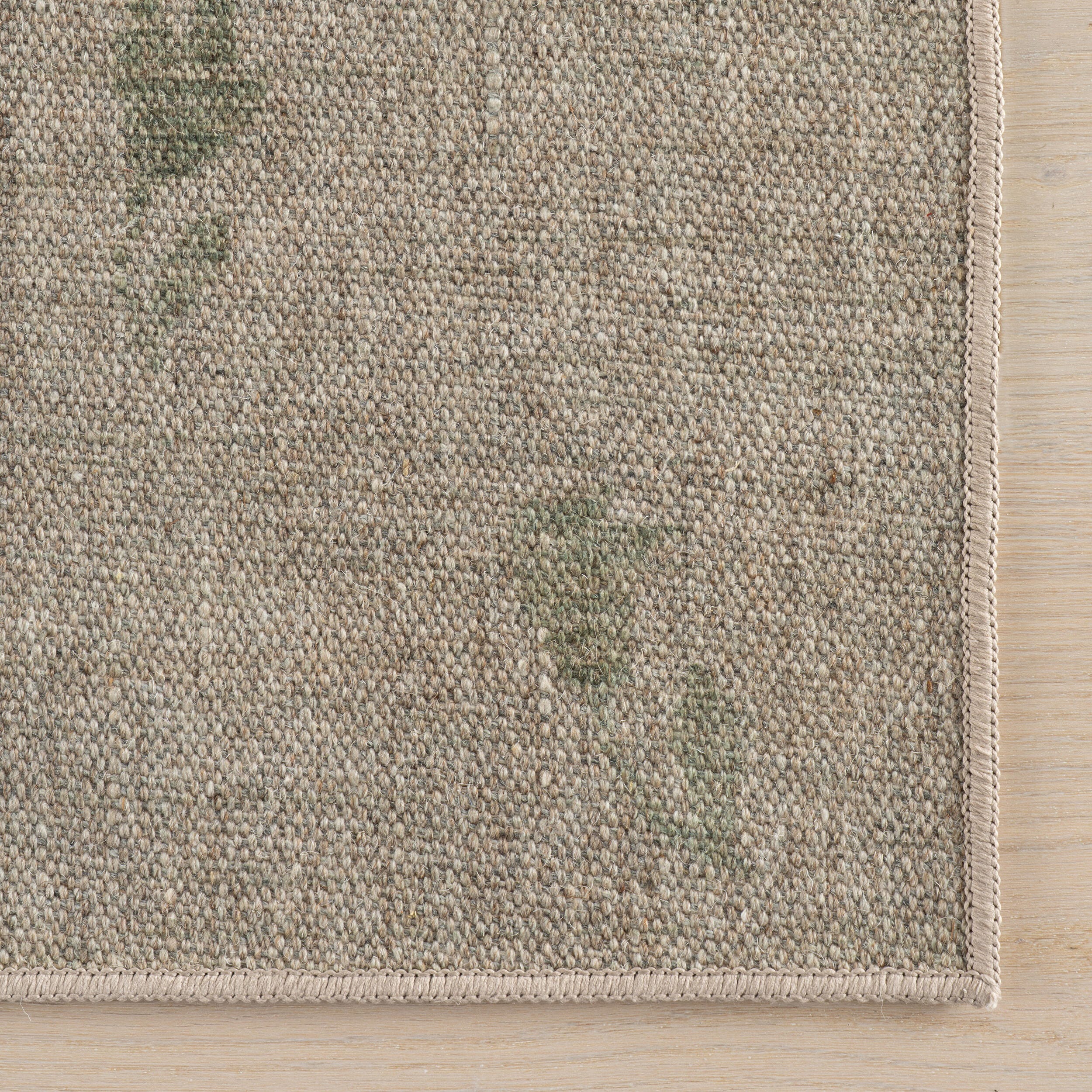 Rugs USA Flora Washable 2' x 3' AreaRug, Green, large