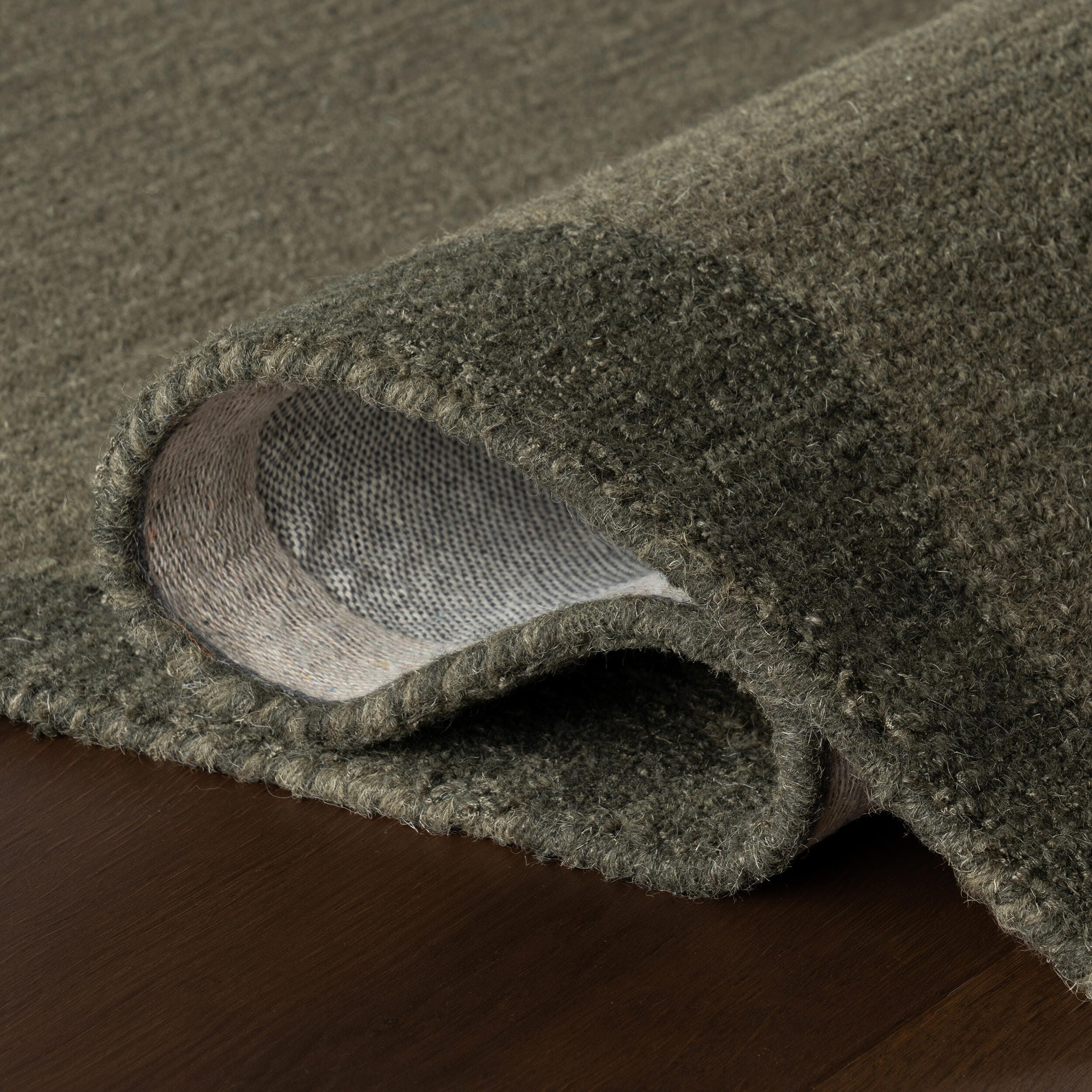 Rugs USA Ondine 4' x 6' AreaRug, Green, large
