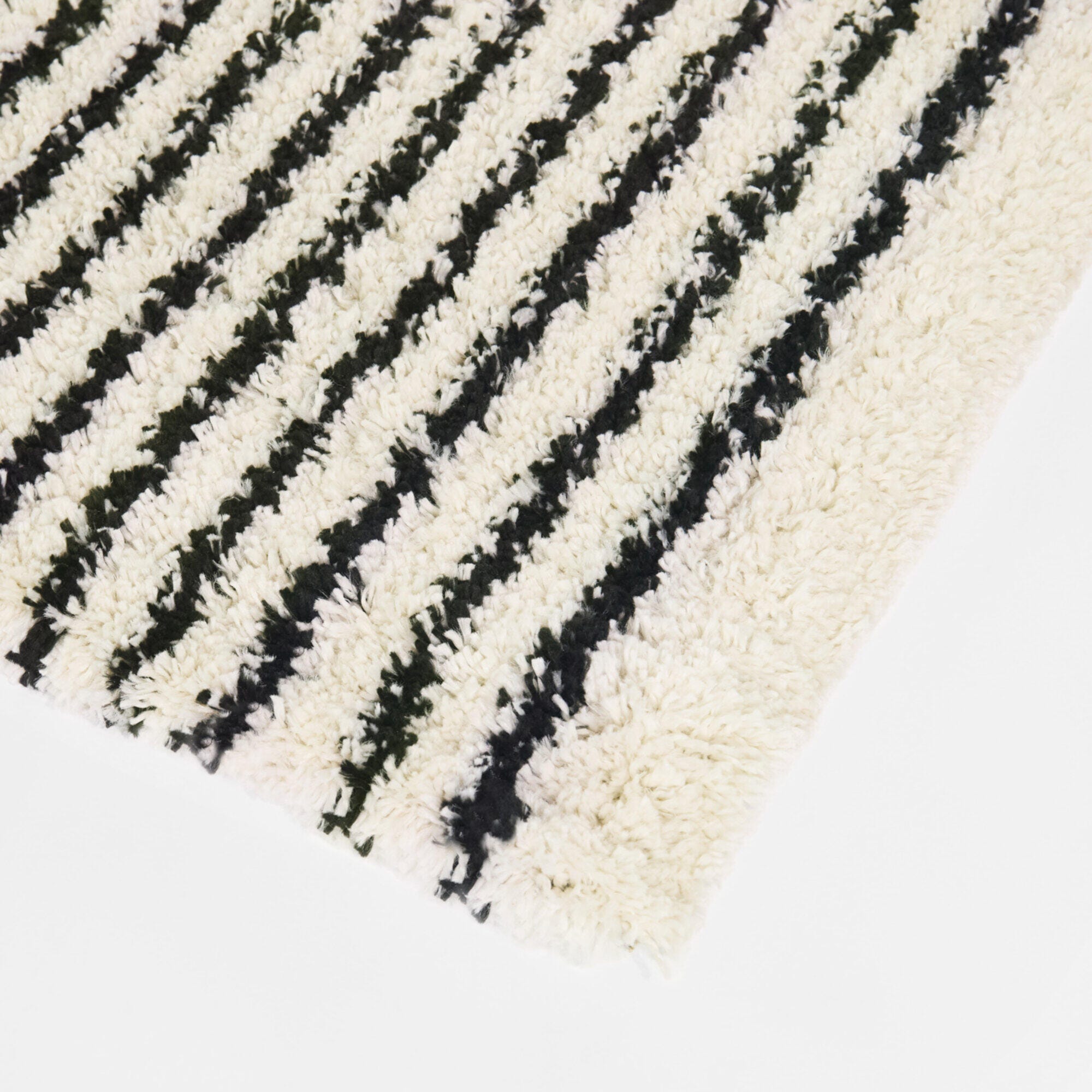 Balta Rugs 5' 3" x 7' Area Rug, Black/Cream, large