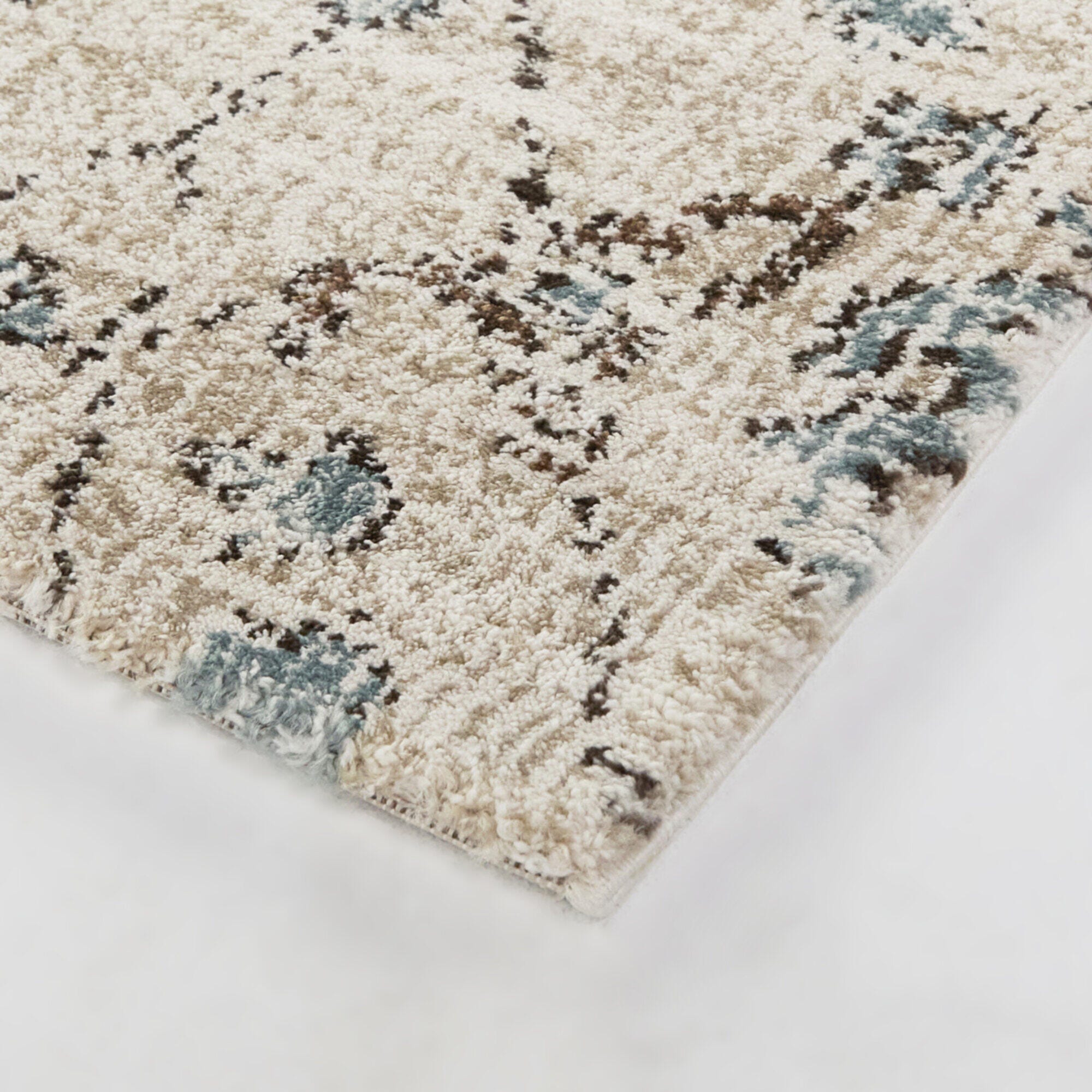Balta Rugs Alvi 5' 3" x 7' Area Rug, Cream, large