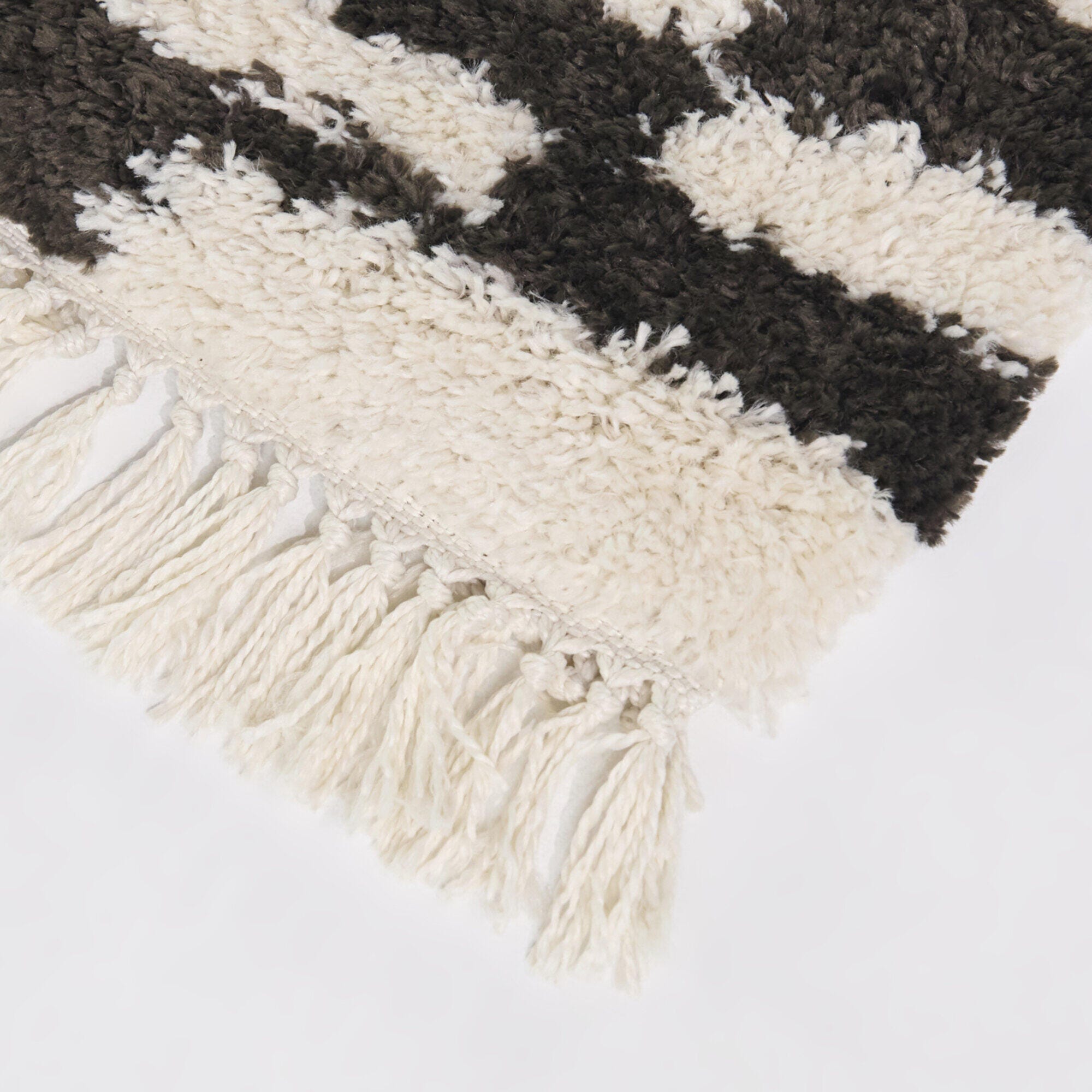 Balta Rugs Parnassa 5' 3" x 7' Area Rug, Charcoal/Cream, large