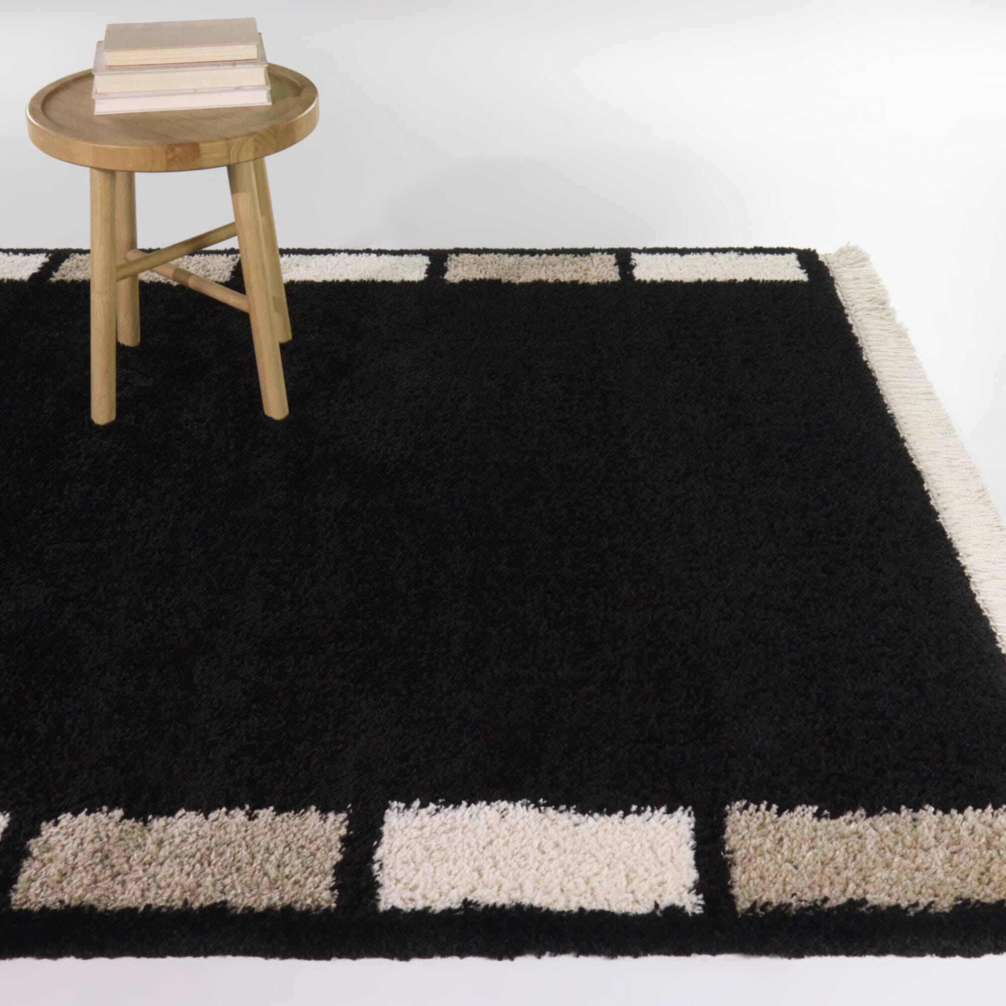 Balta Rugs Rohan 5' 3" x 7' Area Rug, Black/Cream, rollover