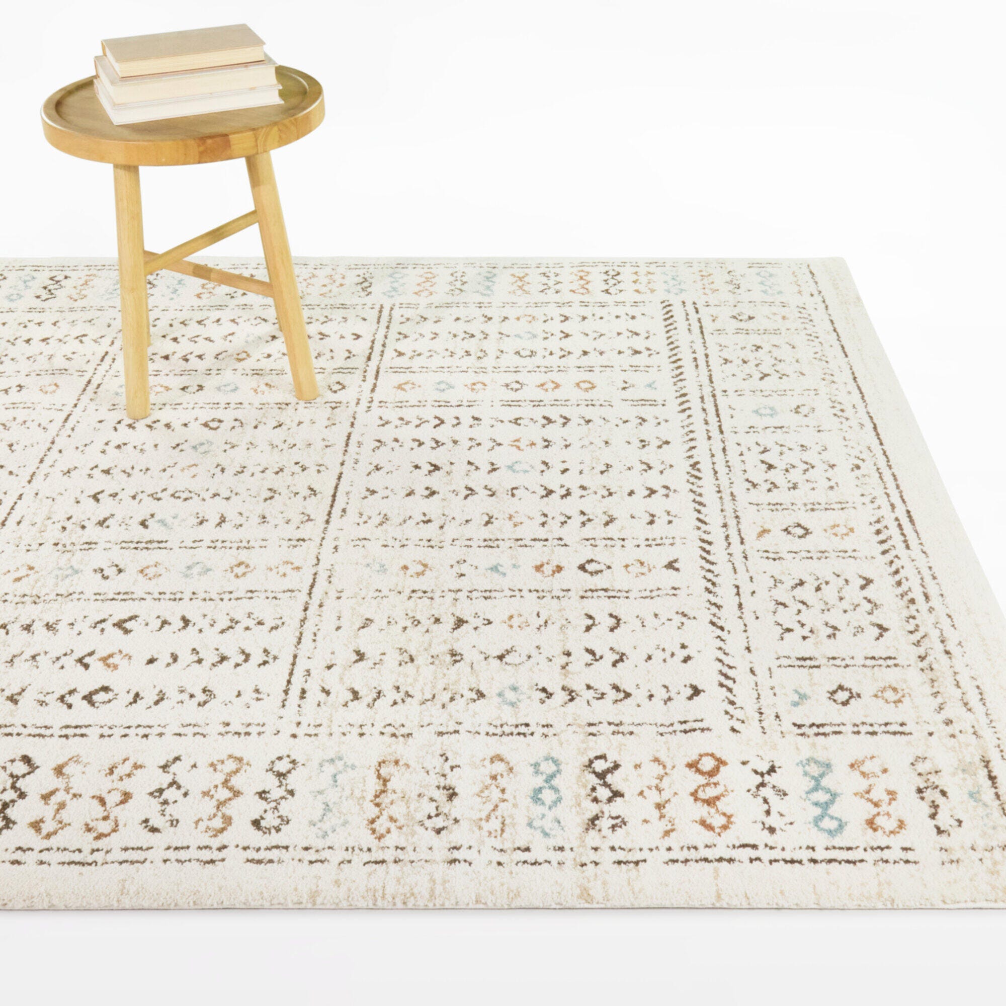 Balta Rugs Tiberius 5' 3" x 7' Area Rug, Cream, rollover