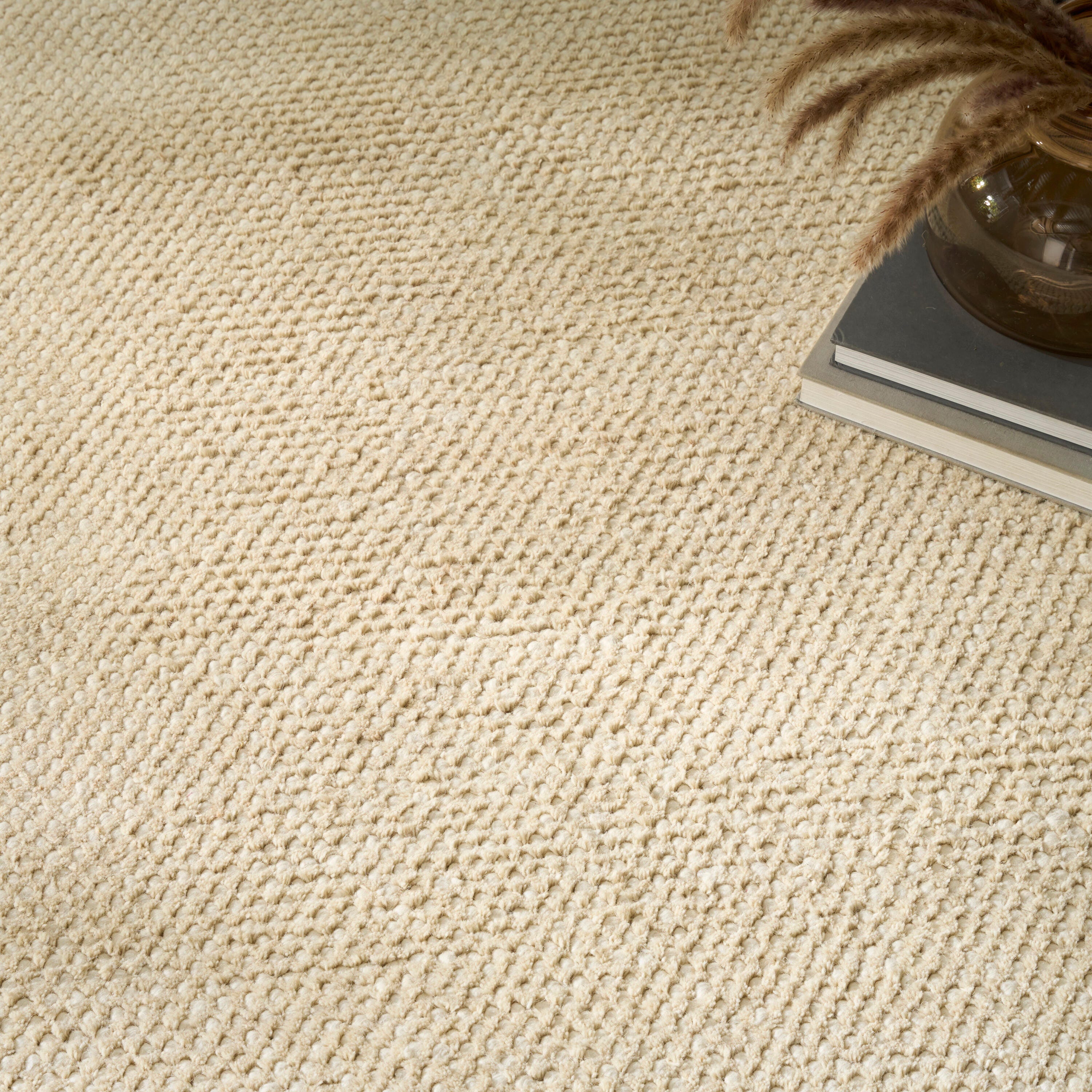 DKNY 5'3" x 7'3" Area Rug, Beige/Ivory, large
